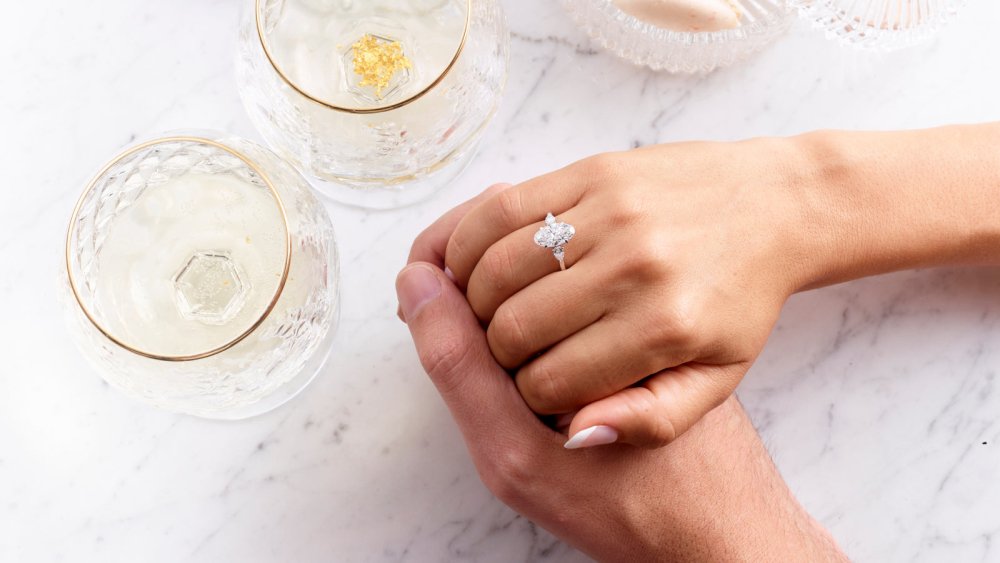 What is a Promise Ring? - Best Brilliance