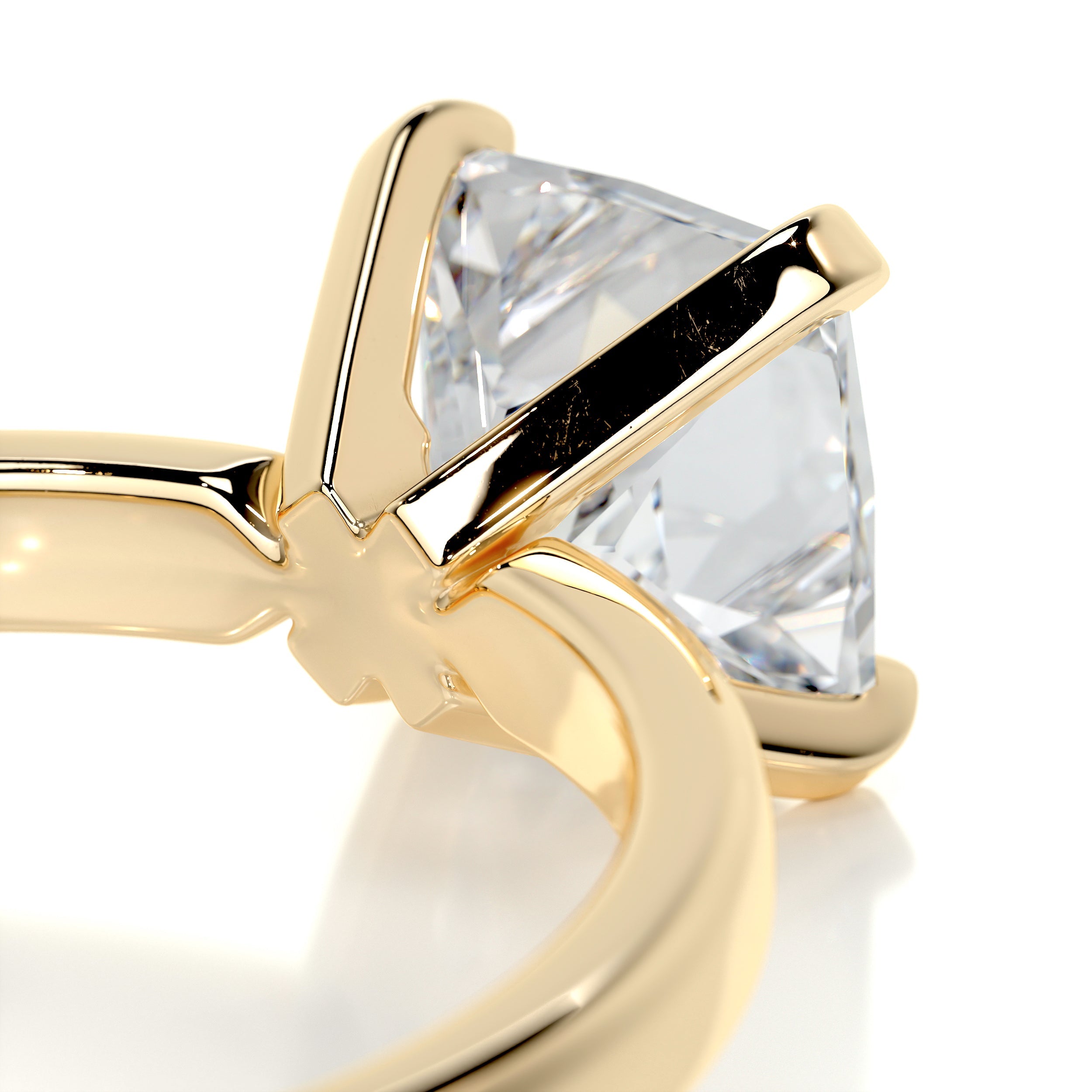 Isabelle Moissanite & Ring -18K Yellow Gold