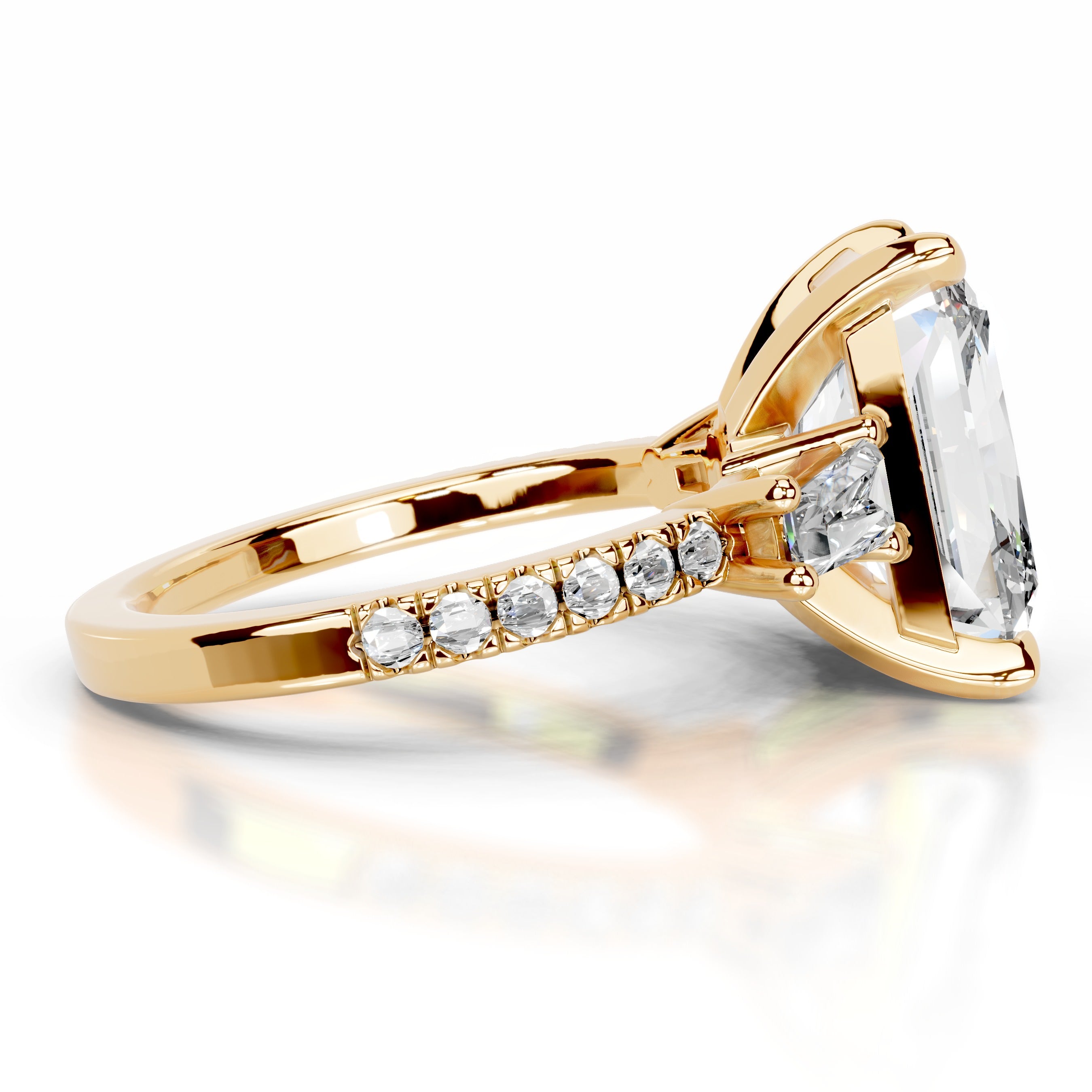 Mun Moissanite & Diamonds Ring - 18K Yellow Gold