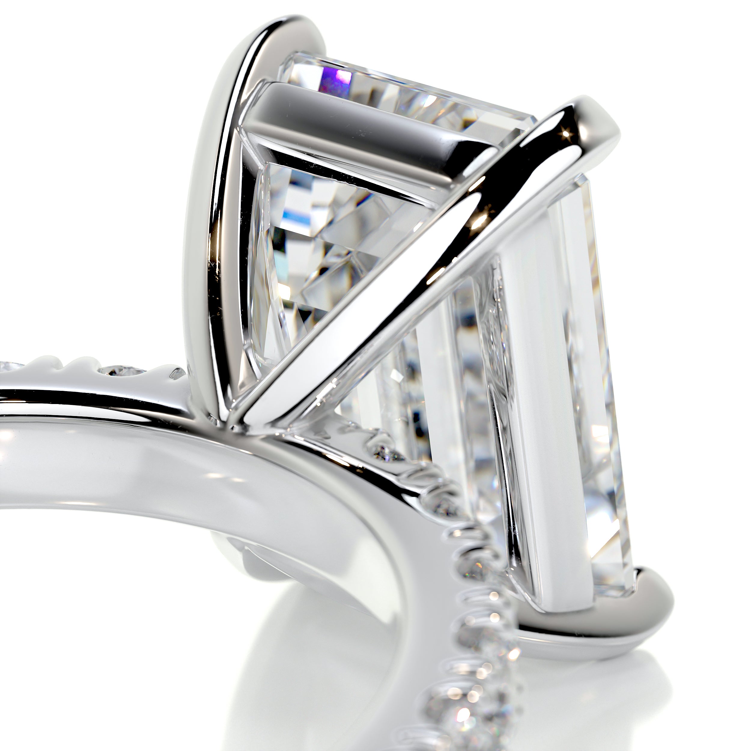 Royal Diamond Engagement Ring -18K White Gold
