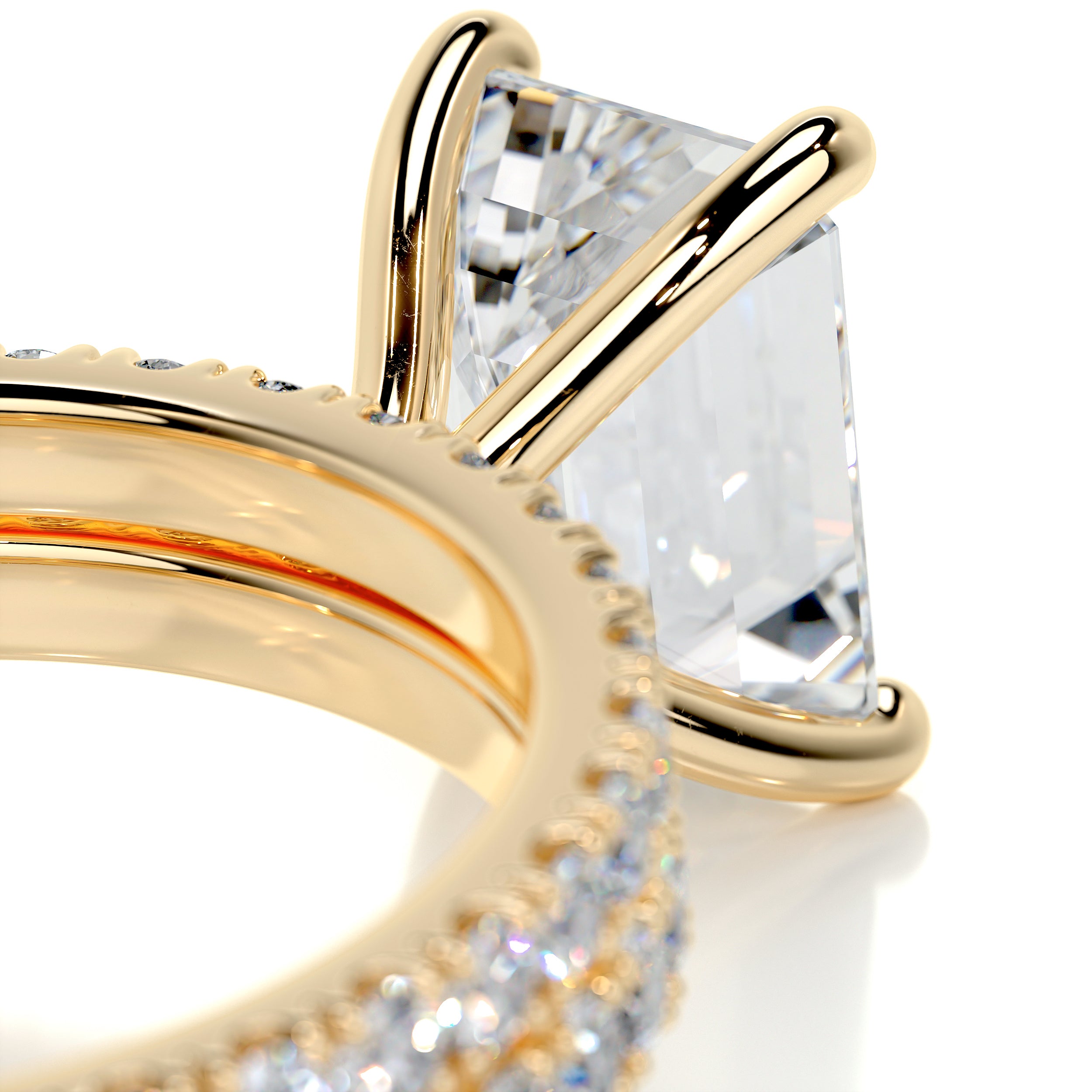 Royal Diamond Bridal Set -18K Yellow Gold