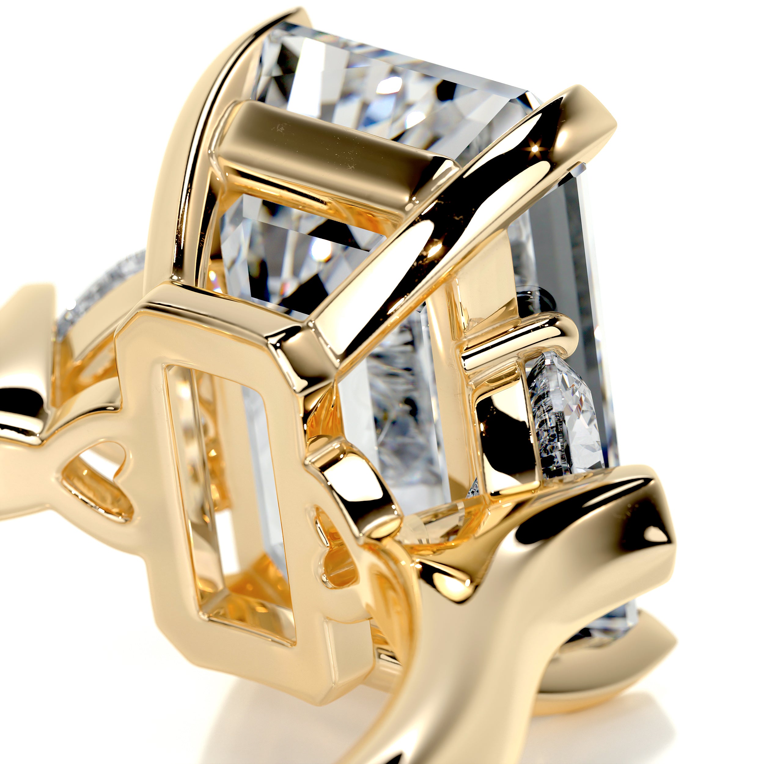 Kamala Diamond Engagement Ring -18K Yellow Gold