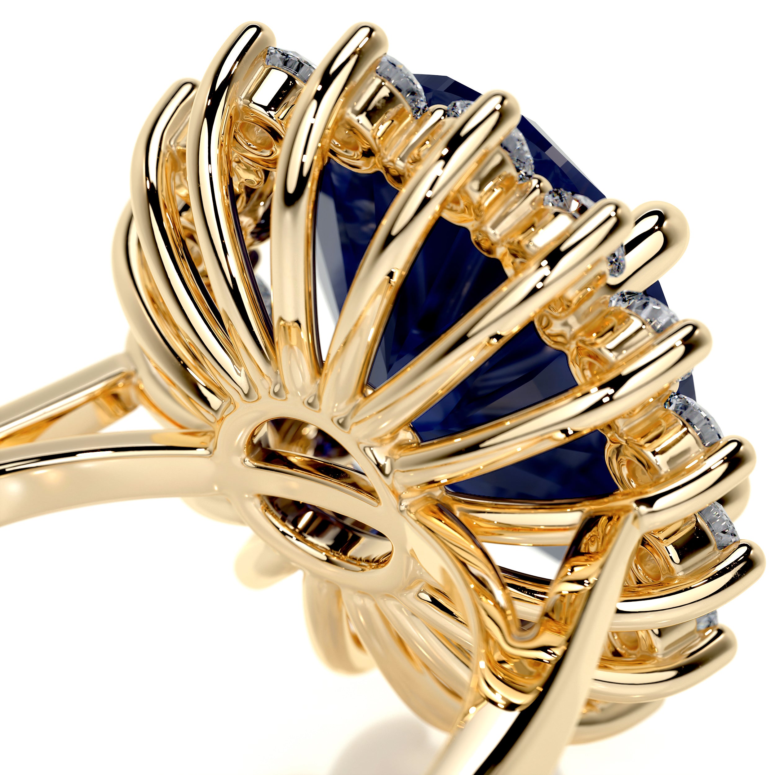 Lyn Gemstone & Diamonds Ring   (7 Carat) - 18K Yellow Gold