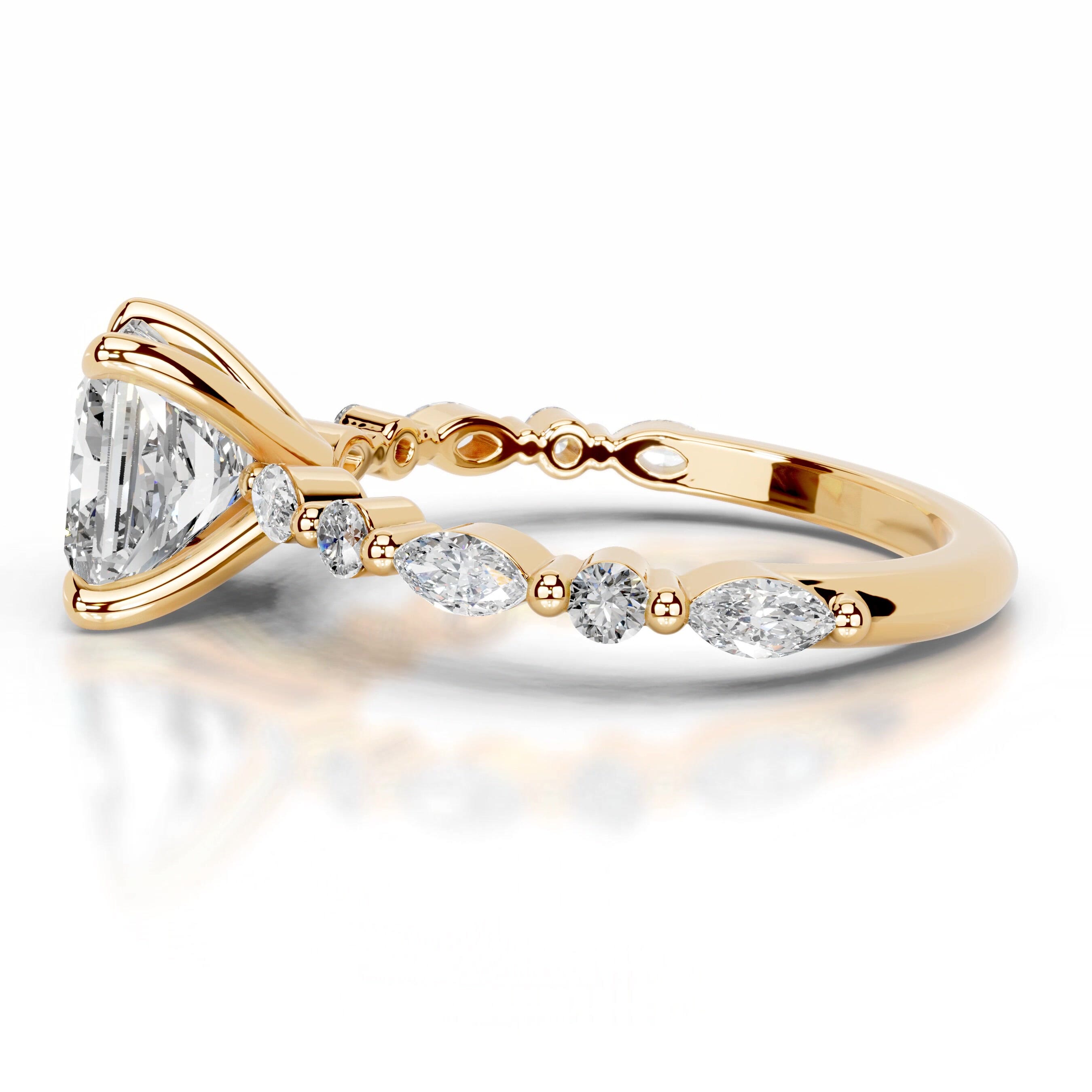 https://bestbrillianceorigin.sirv.com/VIDEOS/Engagement%20Ring/J99782-2Y-WD-Y-H-00002/J99782-2Y-WD-Y-H-00002.spin