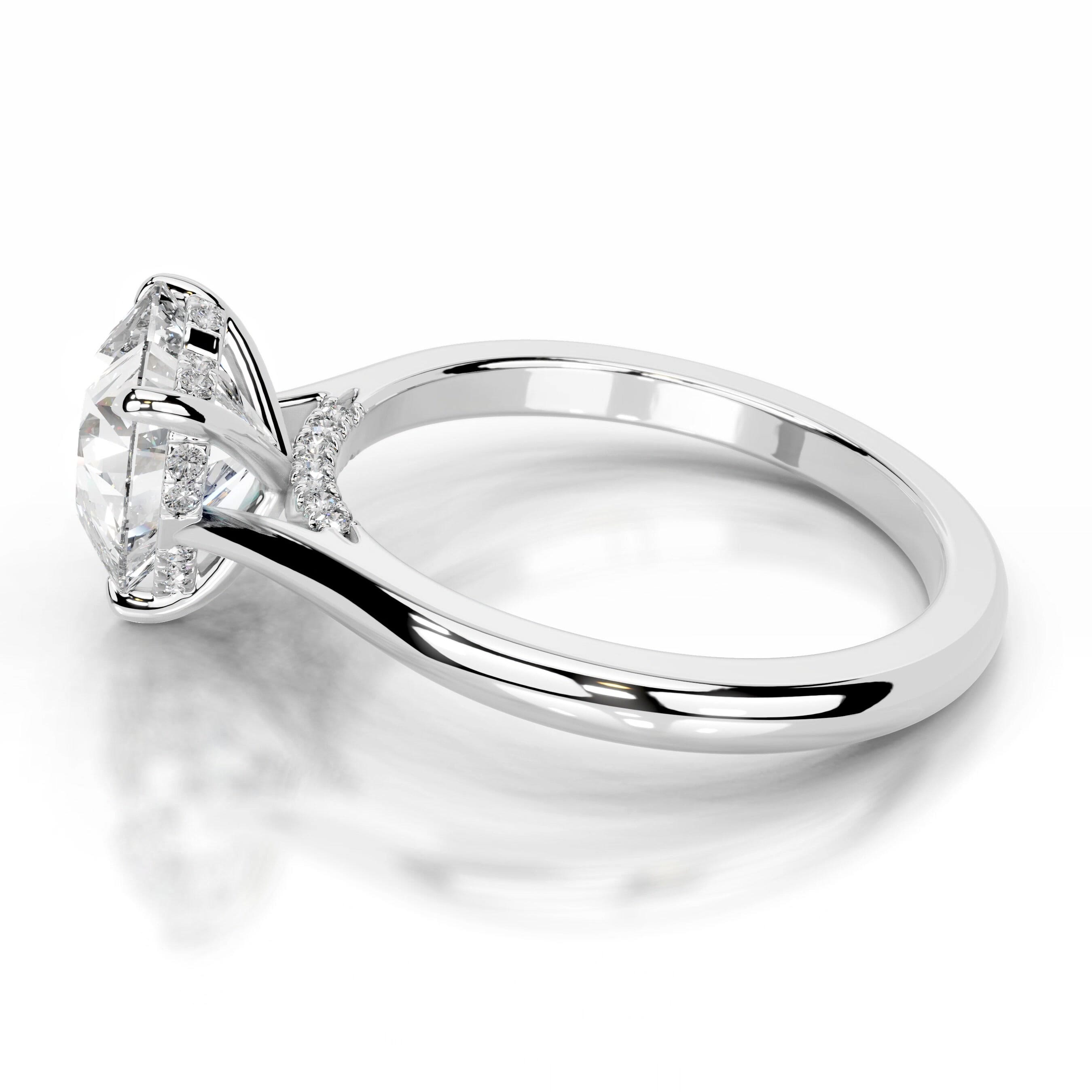 https://bestbrillianceorigin.sirv.com/VIDEOS/Engagement%20Ring/LG99808-2W-WD-W-H-00202/LG99808-2W-WD-W-H-00202.spin