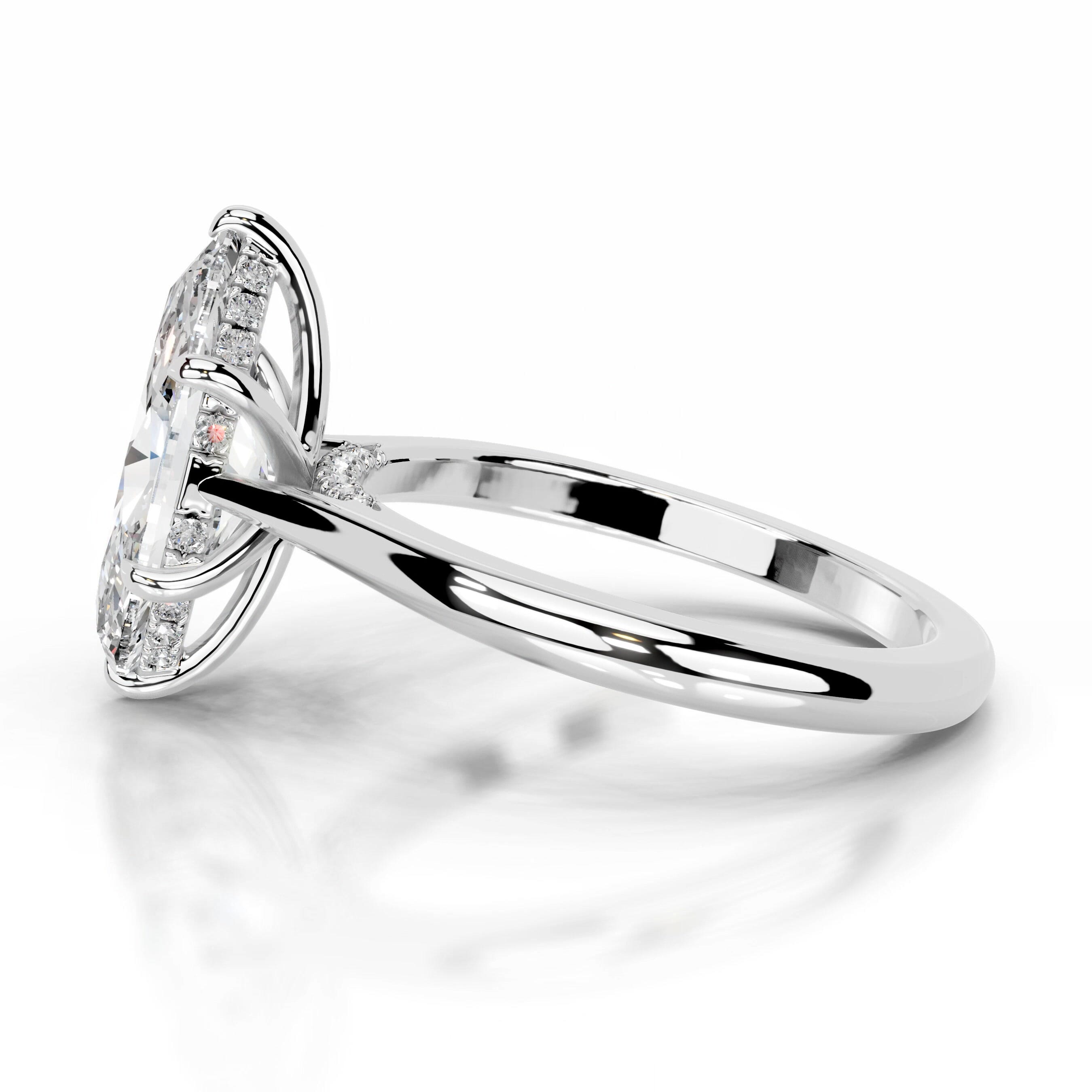 https://bestbrillianceorigin.sirv.com/VIDEOS/Engagement%20Ring/J99810-2Metal_0_1_1-WD-W-H-00002/J99810-2Metal_0_1_1-WD-W-H-00002.spin