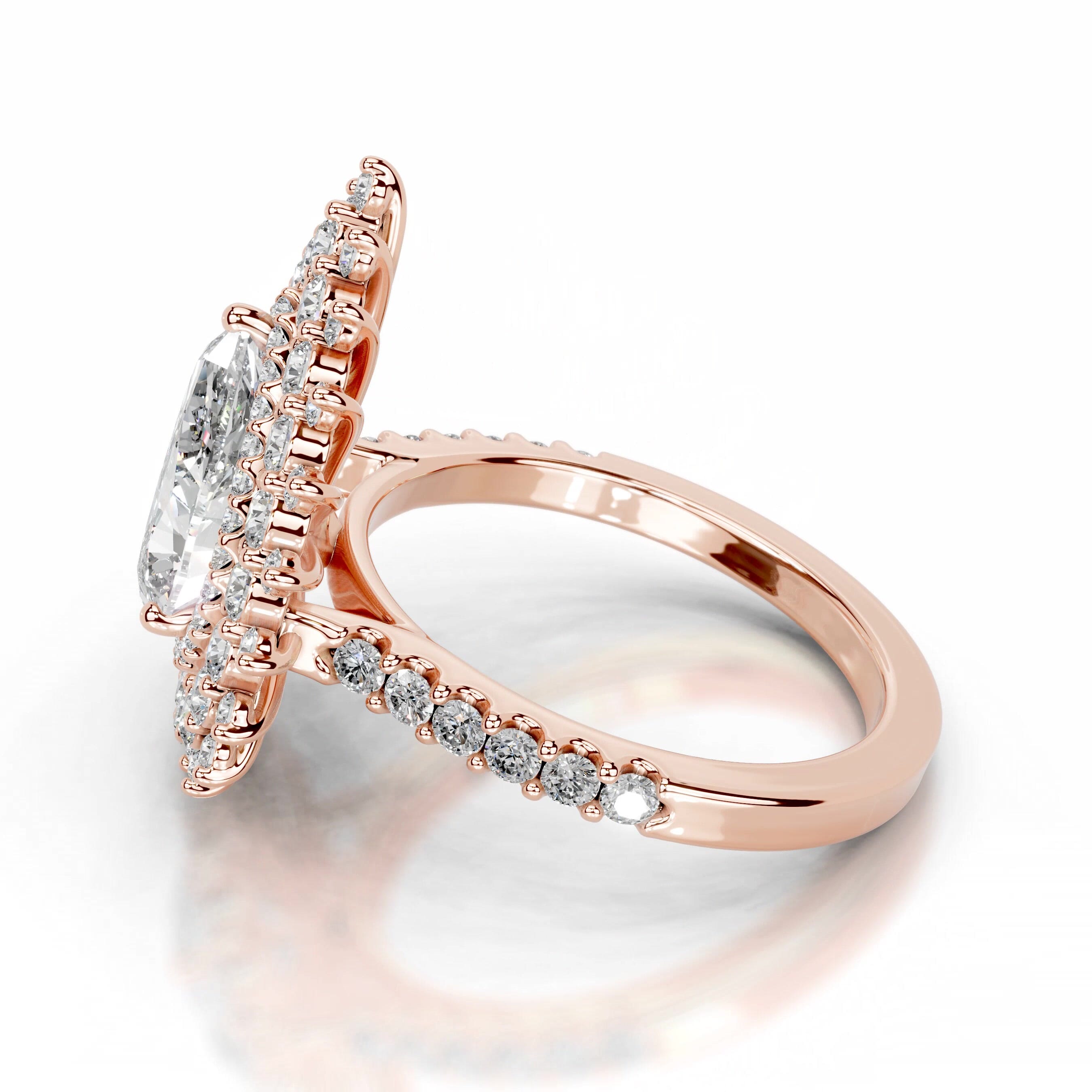 https://bestbrillianceorigin.sirv.com/VIDEOS/Engagement%20Ring/LG99838-2R-WD-R-H-00202/LG99838-2R-WD-R-H-00202.spin