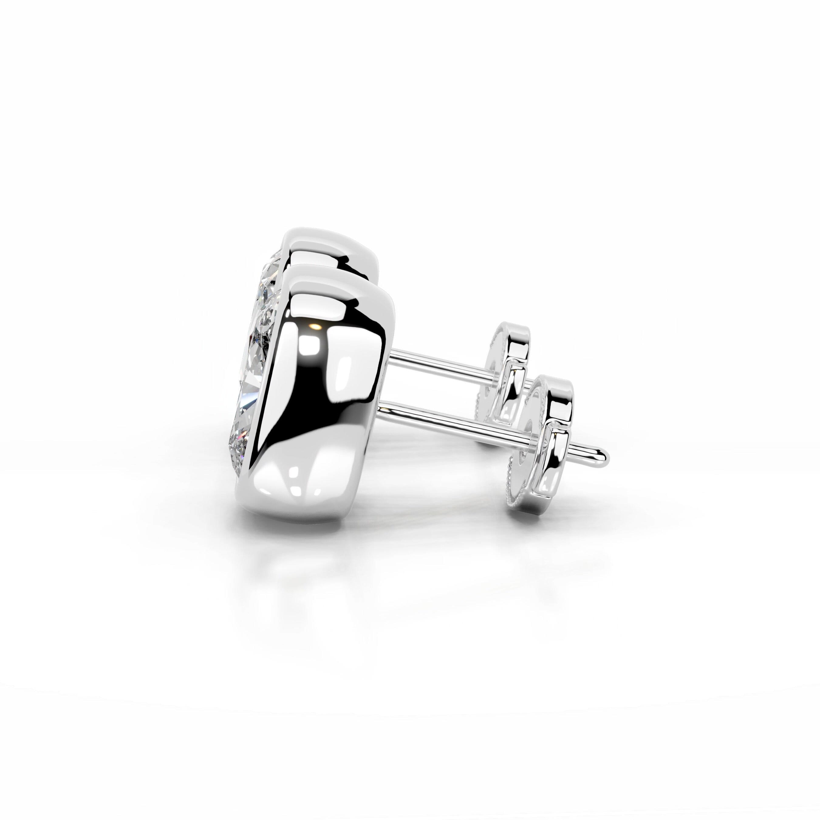 https://bestbrillianceorigin.sirv.com/VIDEOS/Engagement%20Ring/J91365-1W-WD-00002/J91365-1W-WD-00002.spin