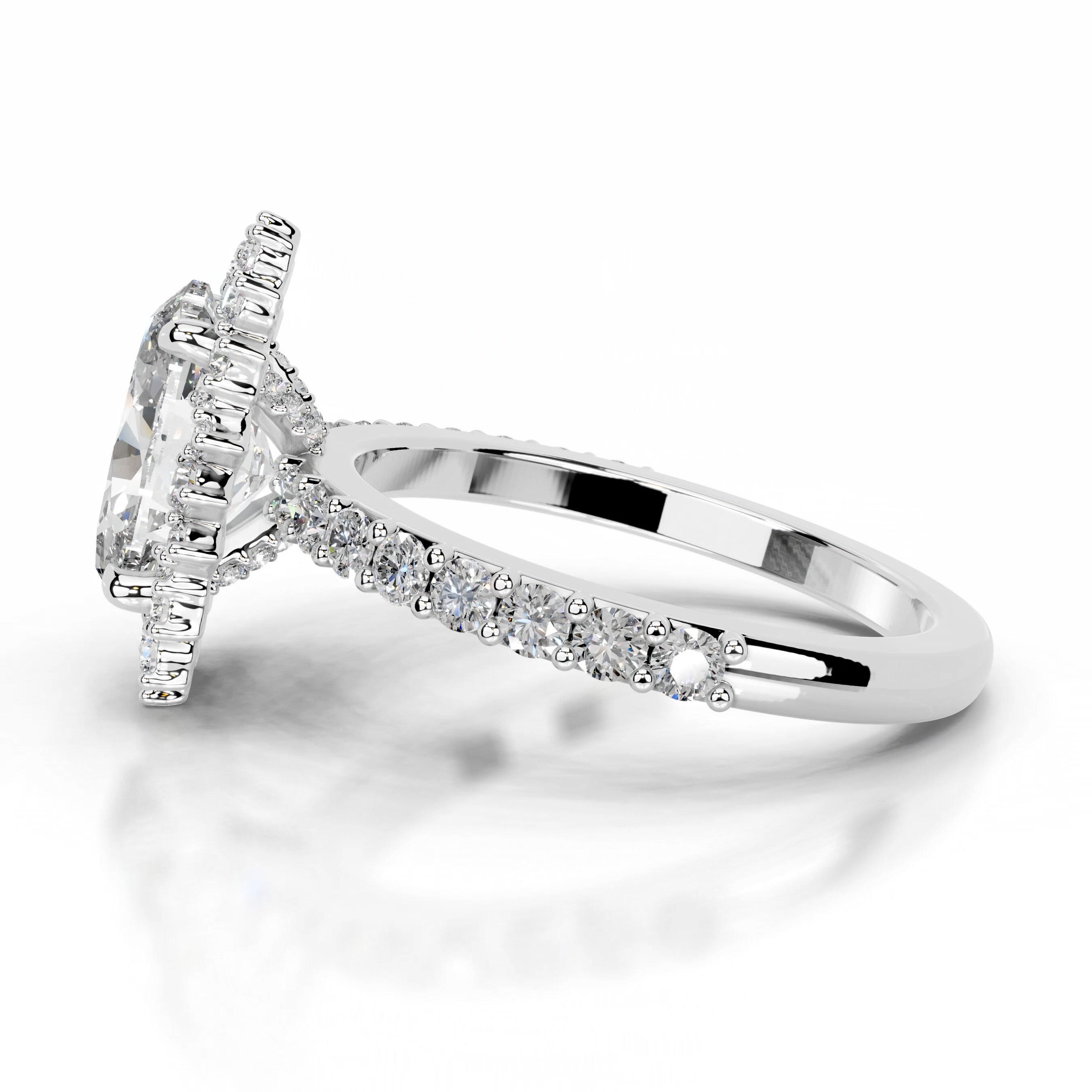 https://bestbrillianceorigin.sirv.com/VIDEOS/Engagement%20Ring/J99795-2Metal_0_1_1-WD-W-H-00002/J99795-2Metal_0_1_1-WD-W-H-00002.spin