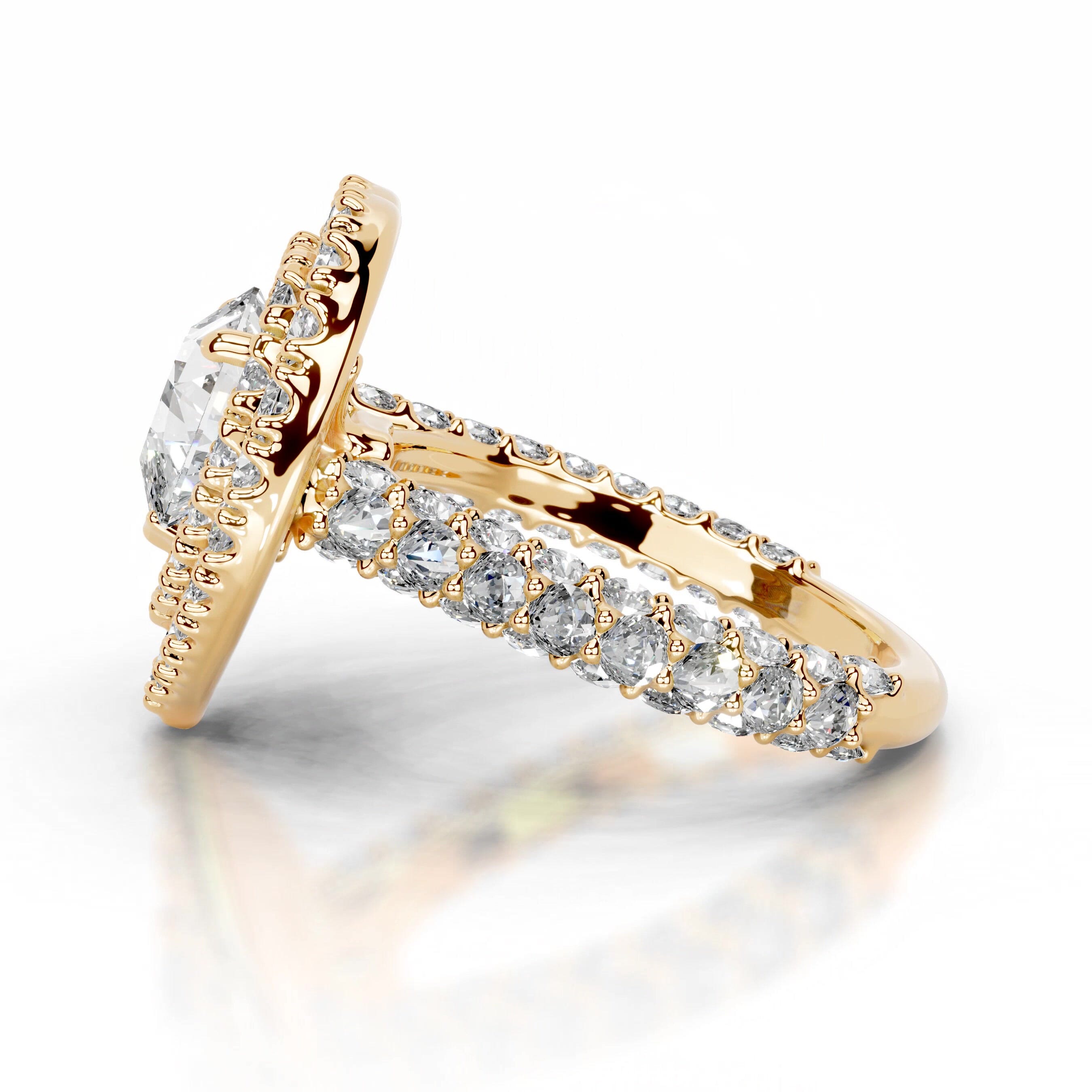 https://bestbrillianceorigin.sirv.com/VIDEOS/Engagement%20Ring/J99833-2Y-WD-Y-H-00002/J99833-2Y-WD-Y-H-00002.spin