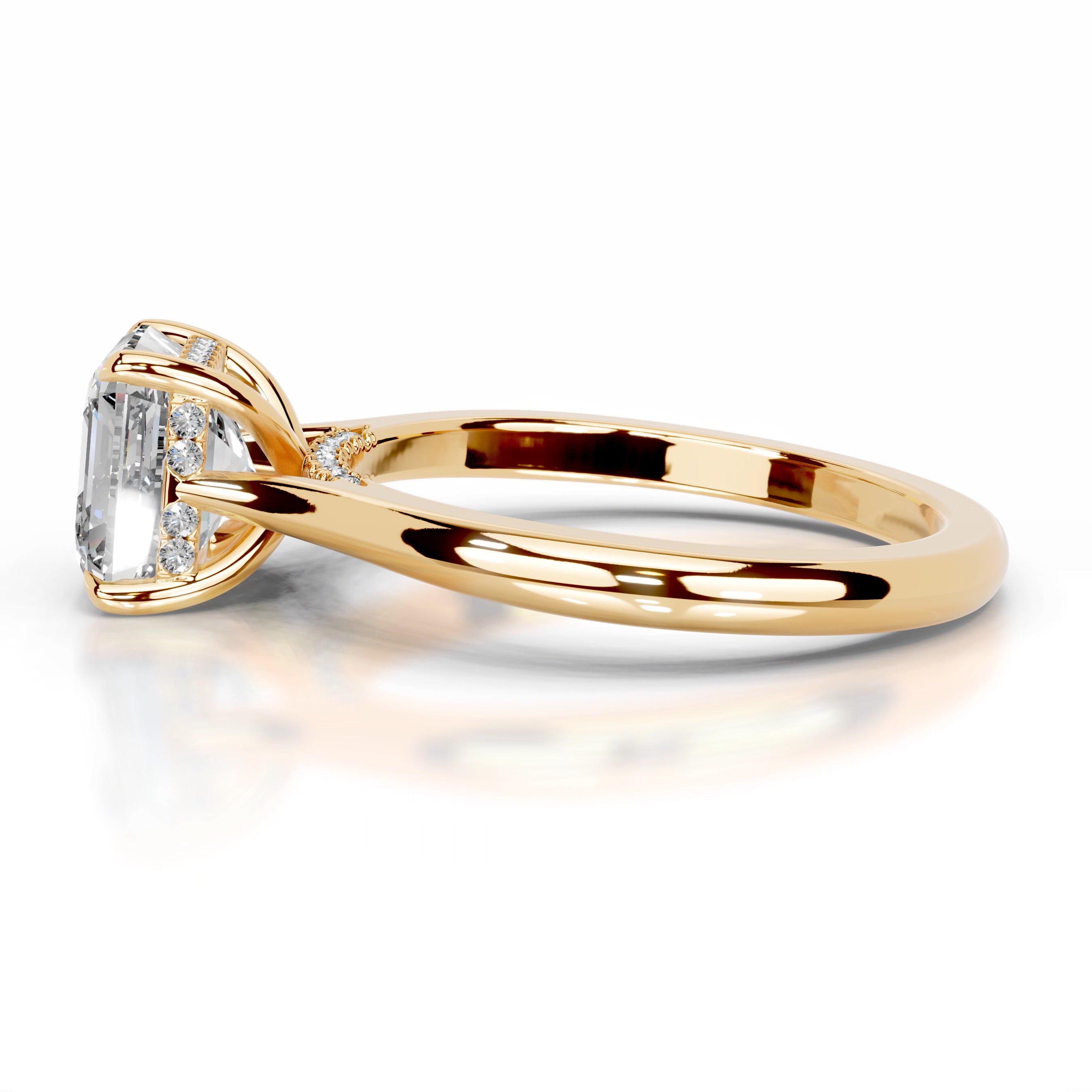 https://bestbrillianceorigin.sirv.com/VIDEOS/Engagement%20Ring/J99800-2Y-WD-Y-H-00002/J99800-2Y-WD-Y-H-00002.spin