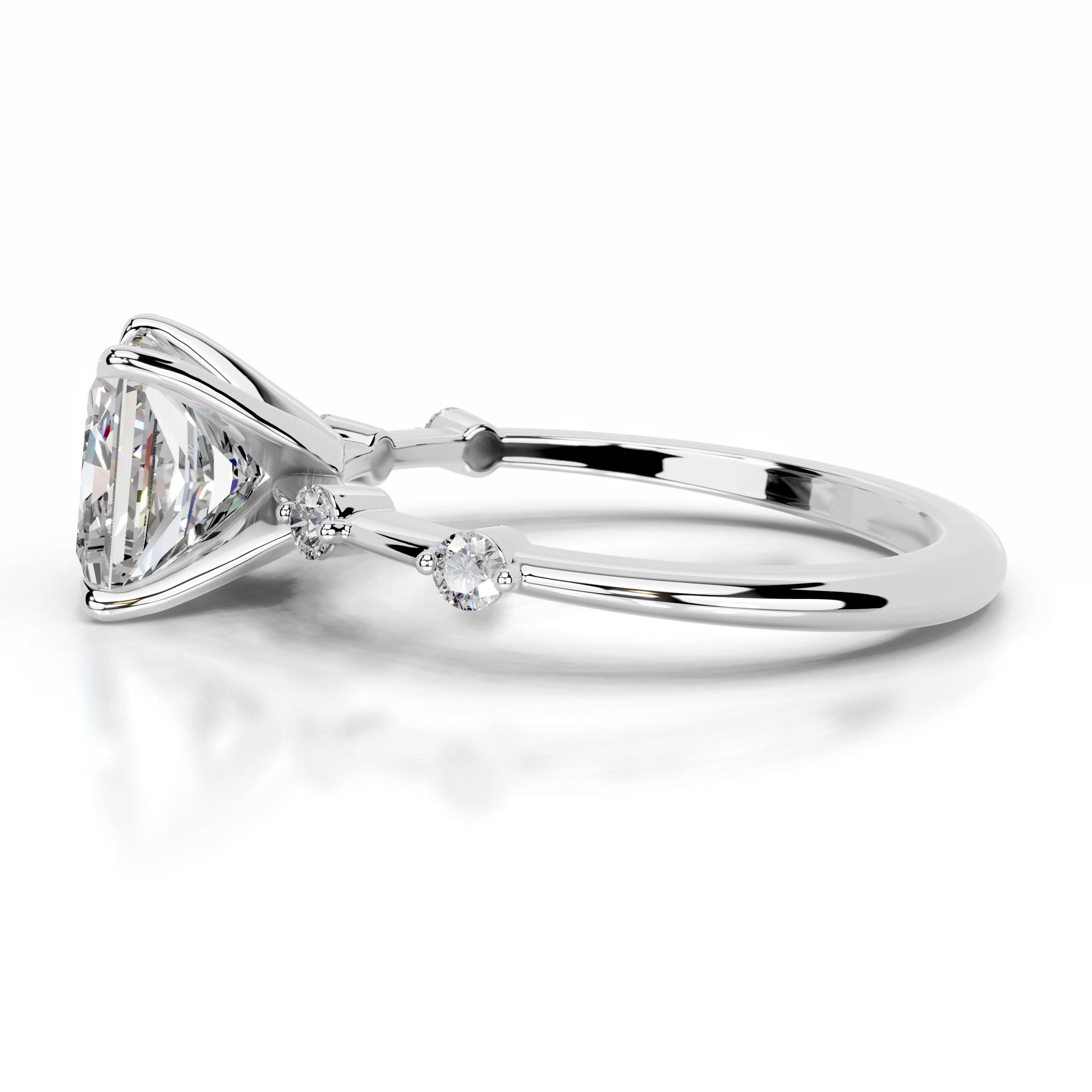 https://bestbrillianceorigin.sirv.com/VIDEOS/Engagement%20Ring/M99781-2W-M-W-H-00002/M99781-2W-M-W-H-00002.spin