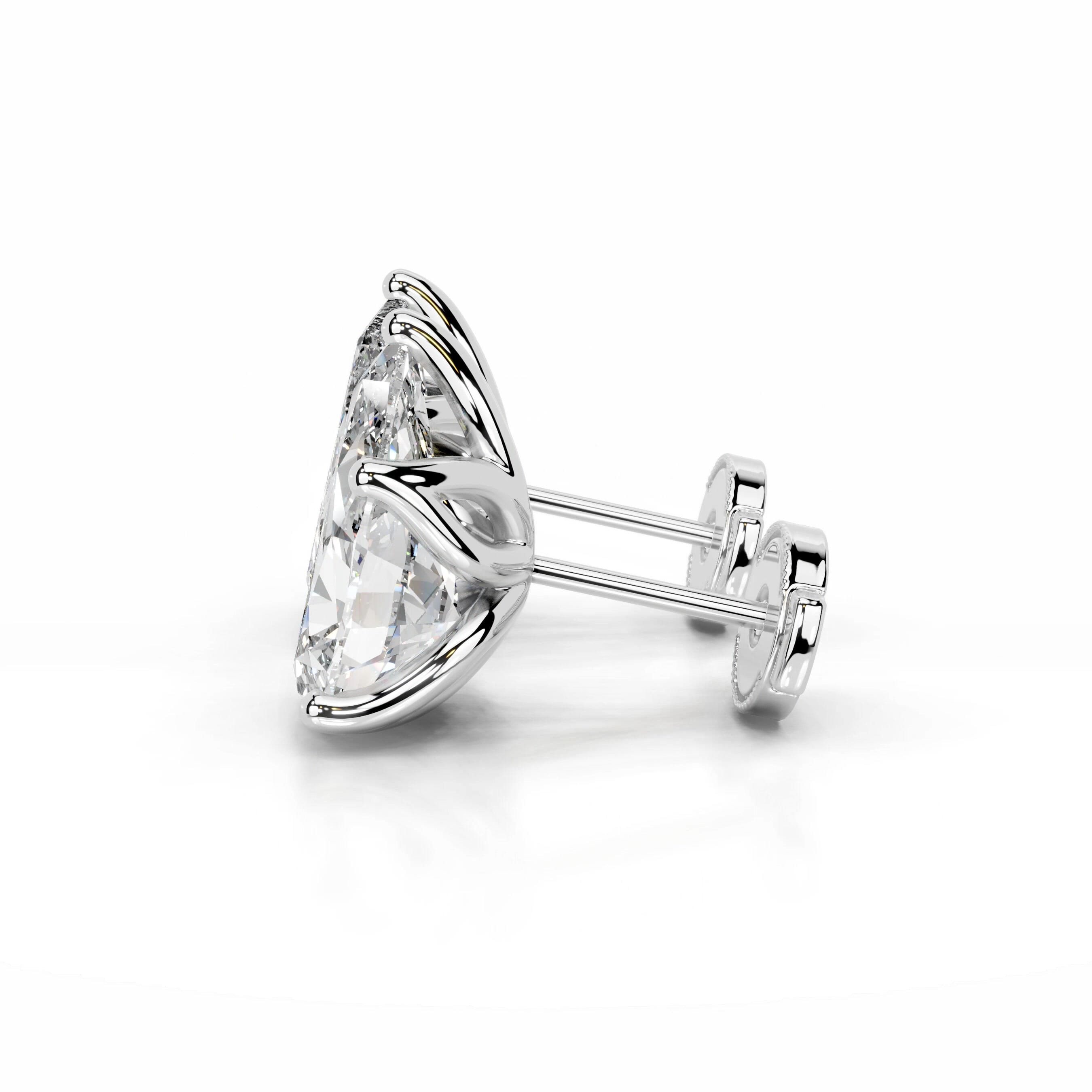 https://bestbrillianceorigin.sirv.com/VIDEOS/Engagement%20Ring/J91350-1W-WD-00002/J91350-1W-WD-00002.spin