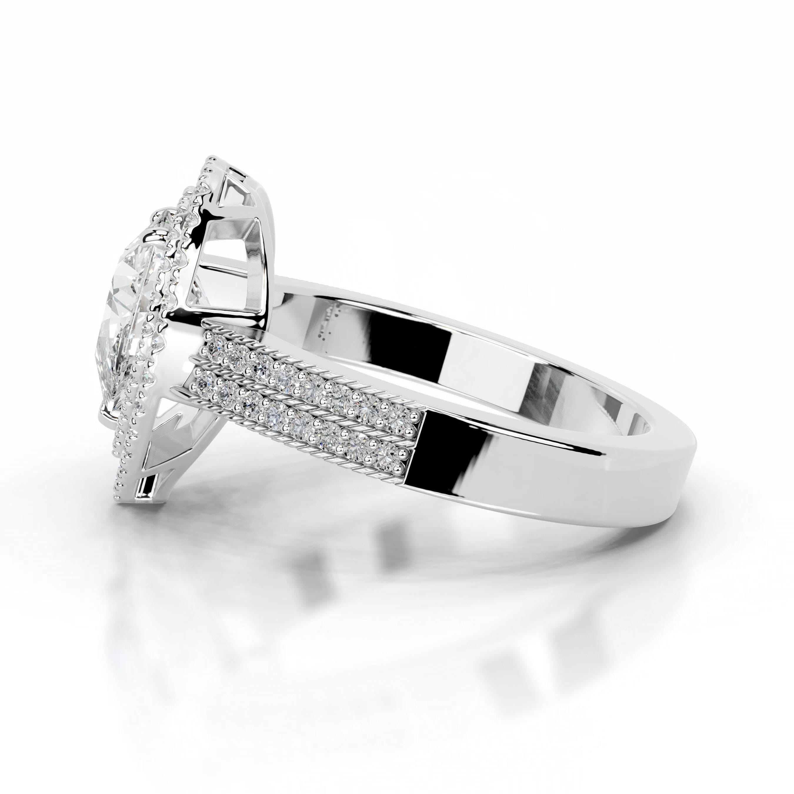 https://bestbrillianceorigin.sirv.com/VIDEOS/Engagement%20Ring/J99832-2W-WD-W-H-00002/J99832-2W-WD-W-H-00002.spin