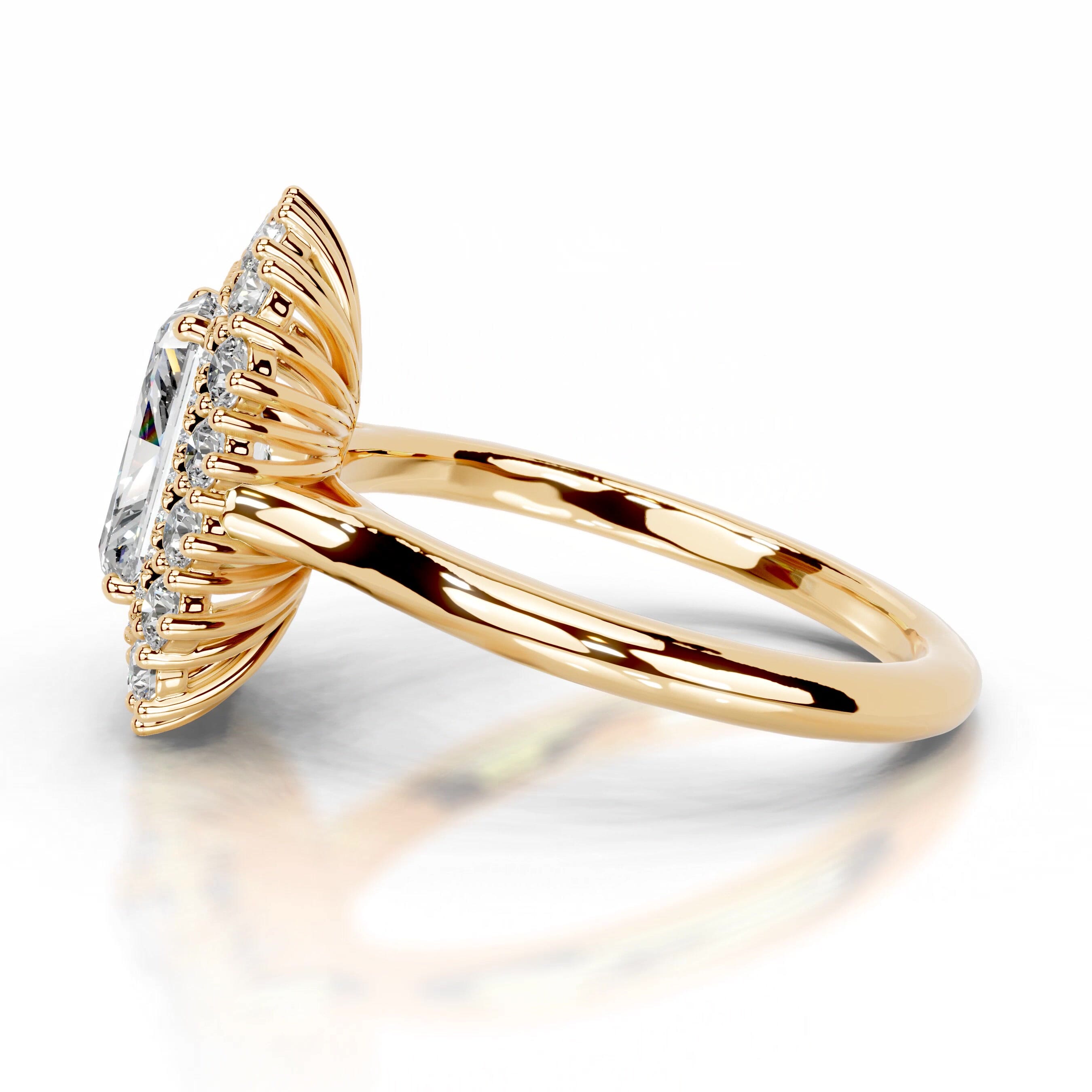 https://bestbrillianceorigin.sirv.com/VIDEOS/Engagement%20Ring/J99842-2Y-WD-Y-H-00002/J99842-2Y-WD-Y-H-00002.spin