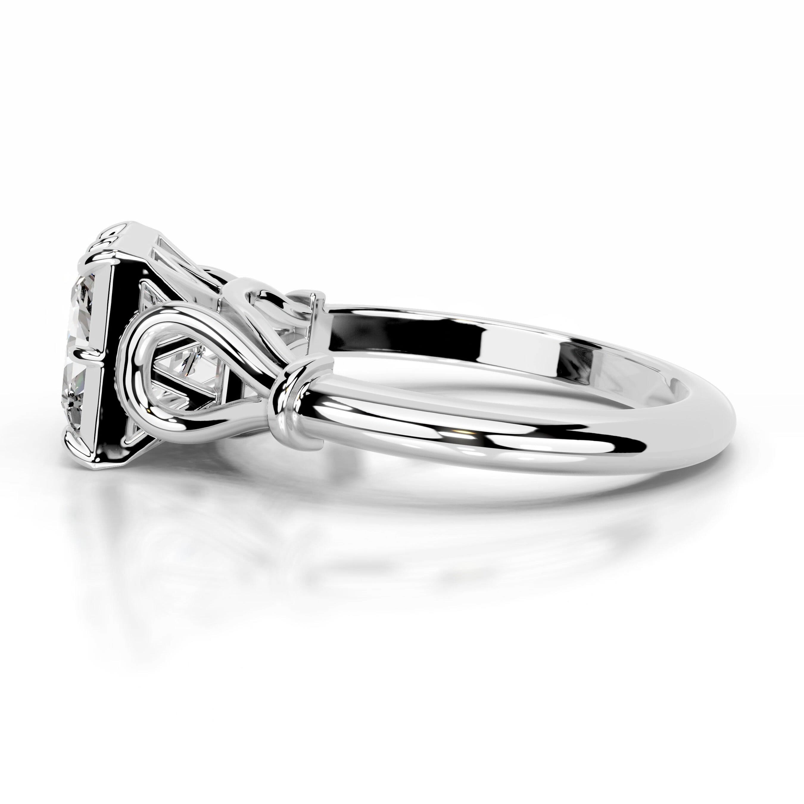 https://bestbrillianceorigin.sirv.com/VIDEOS/Engagement%20Ring/J99866-2W-WD-W-H-00002/J99866-2W-WD-W-H-00002.spin