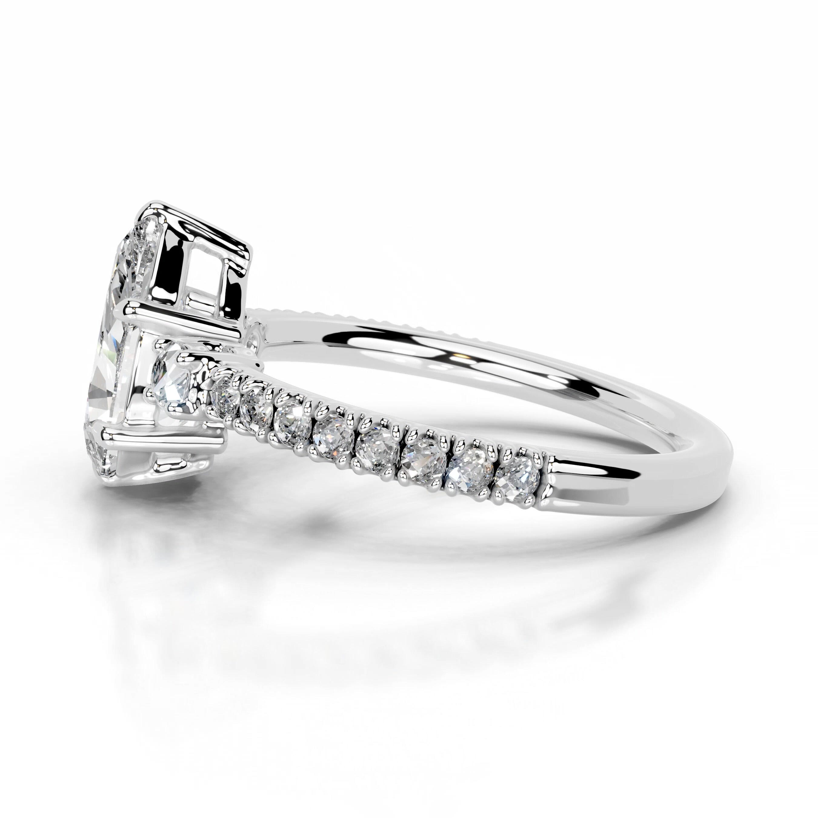 https://bestbrillianceorigin.sirv.com/VIDEOS/Engagement%20Ring/J99860-2W-WD-W-H-00002/J99860-2W-WD-W-H-00002.spin