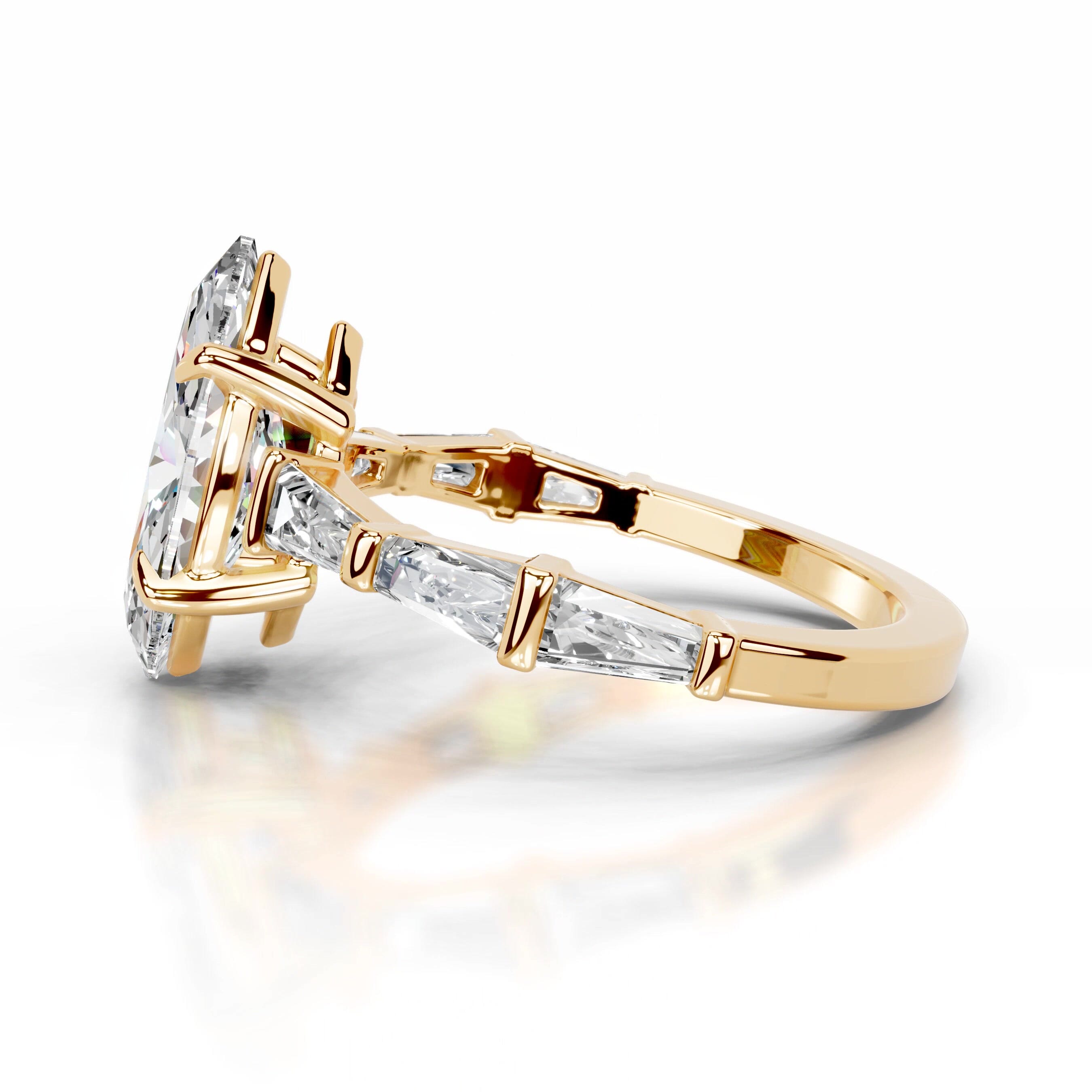 https://bestbrillianceorigin.sirv.com/VIDEOS/Engagement%20Ring/M99773-2Y-M-Y-H-00002/M99773-2Y-M-Y-H-00002.spin