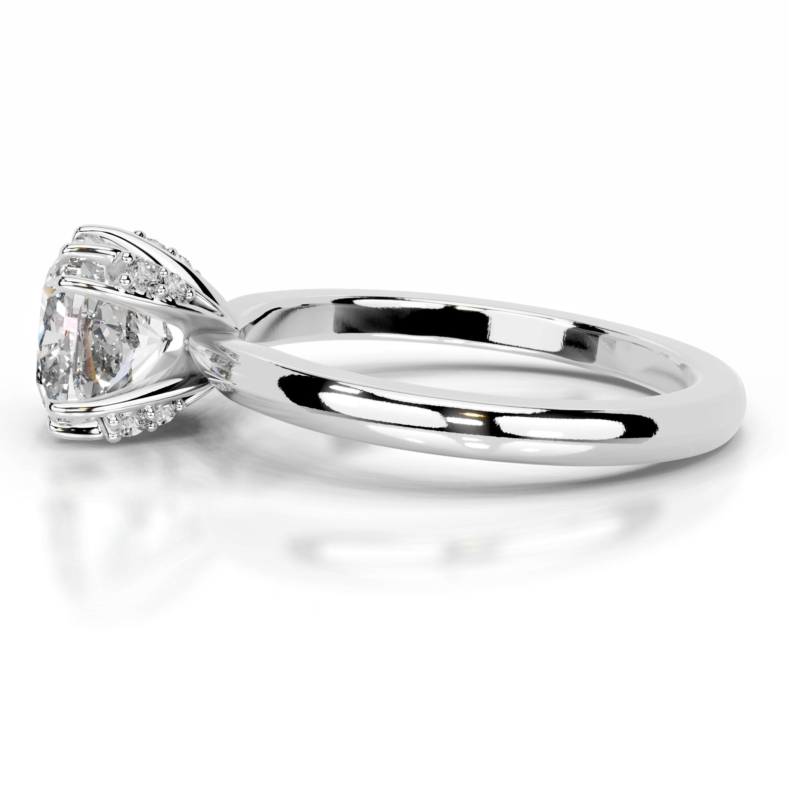 https://bestbrillianceorigin.sirv.com/VIDEOS/Engagement%20Ring/J99803-2Metal_0_1_1-WD-W-H-00002/J99803-2Metal_0_1_1-WD-W-H-00002.spin