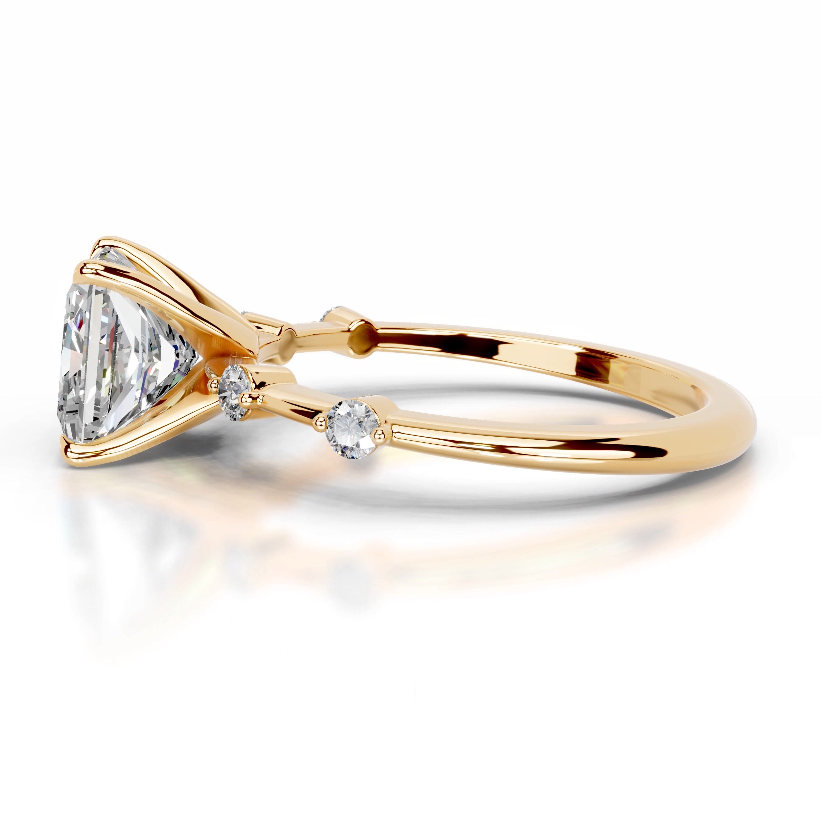 https://bestbrillianceorigin.sirv.com/VIDEOS/Engagement%20Ring/M99781-2Y-M-Y-H-00002/M99781-2Y-M-Y-H-00002.spin