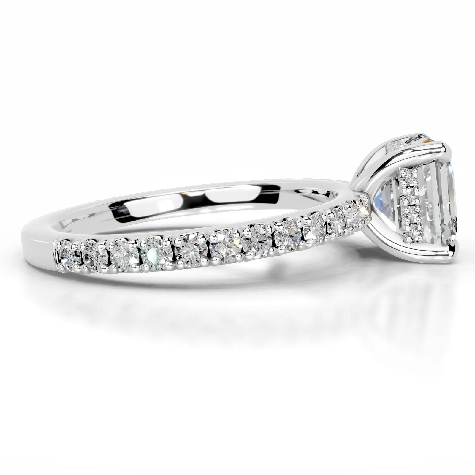 https://bestbrillianceorigin.sirv.com/VIDEOS/Engagement%20Ring/2002_Asscher_2RW-WD-W-H-00202/2002_Asscher_2RW-WD-W-H-00202.spin