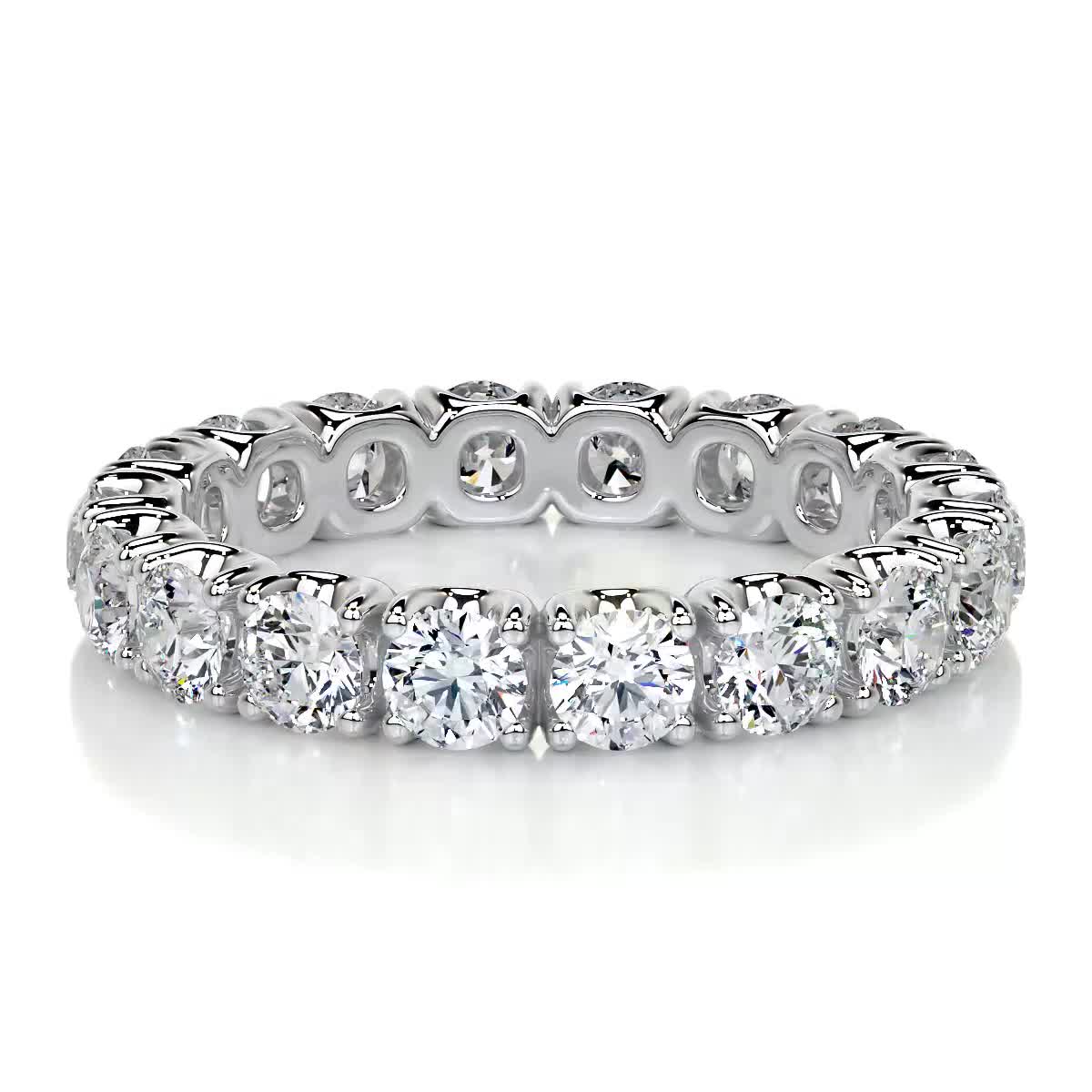 https://bestbrillianceorigin.sirv.com/VIDEOS/Engagement%20Ring/E206W/E206W.spin