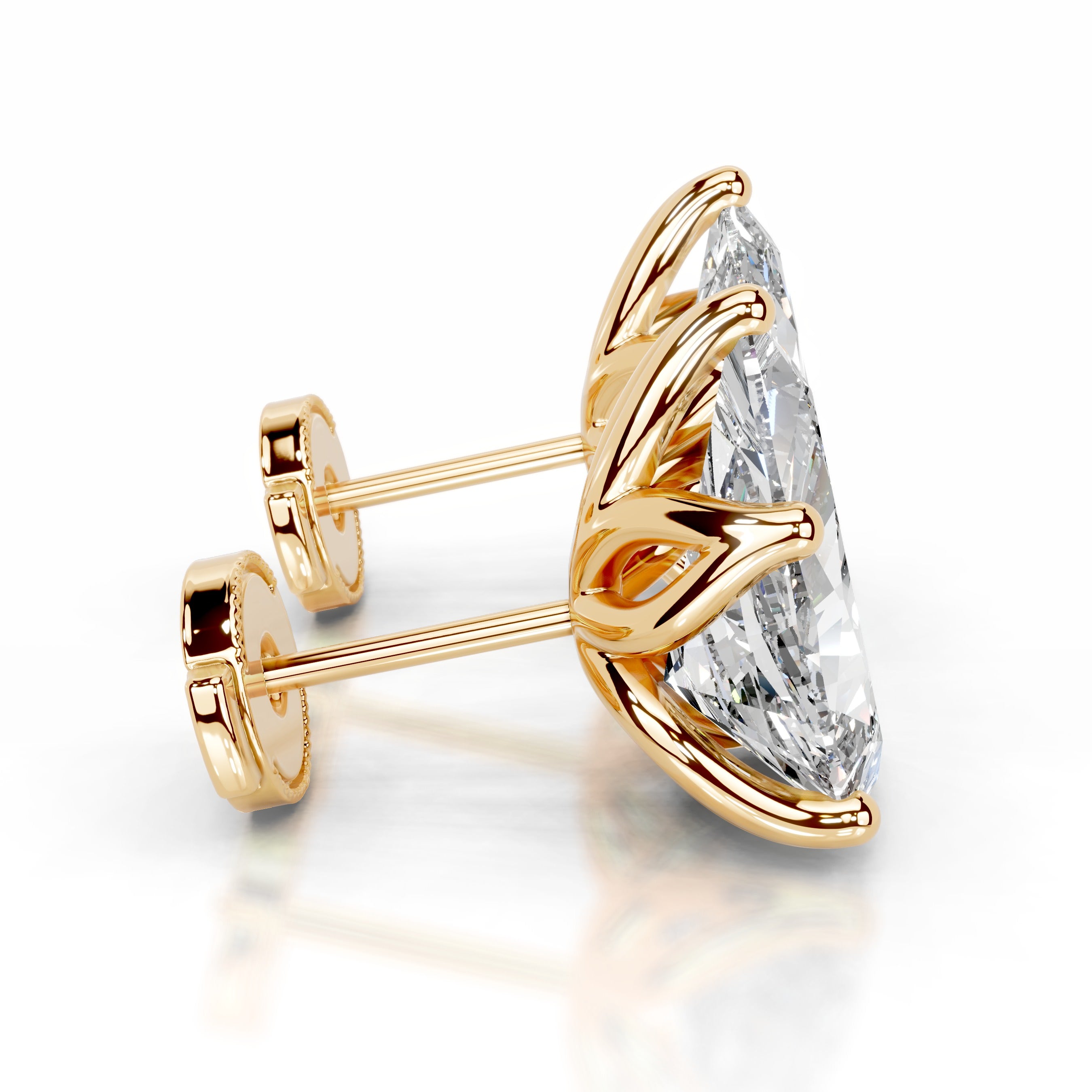 Doris Diamond Studs Earrings - 18K Yellow Gold