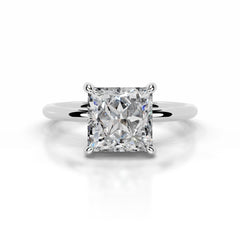 Willow Diamond Engagement Ring - Platinum
