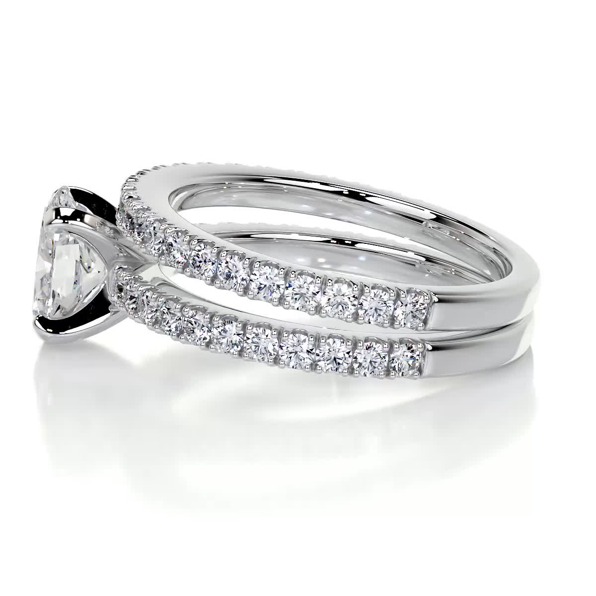 https://bestbrillianceorigin.sirv.com/VIDEOS/Engagement%20Ring/J99228OVW1/J99228OVW1.spin