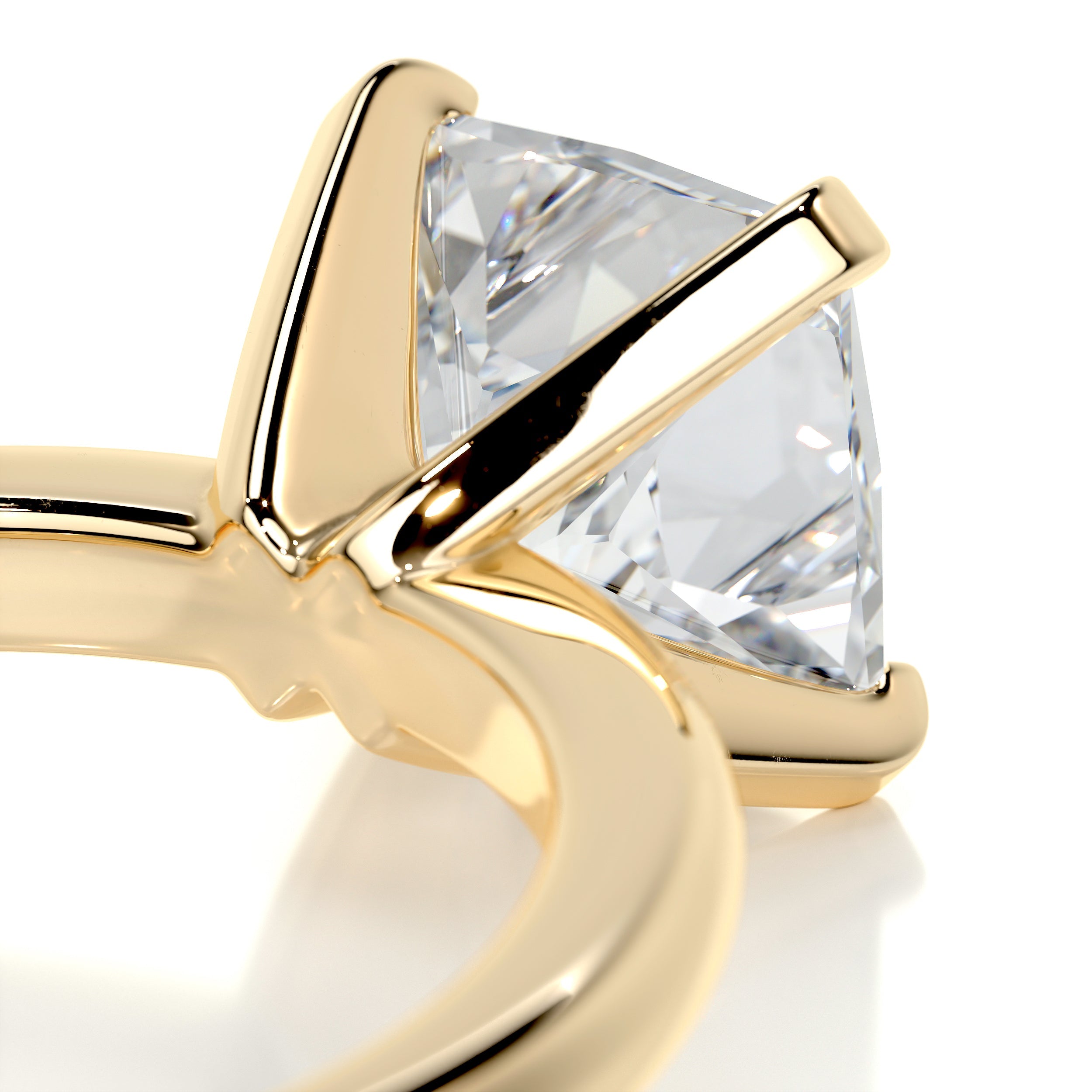 Isabelle Diamond Engagement Ring - 18K Yellow Gold