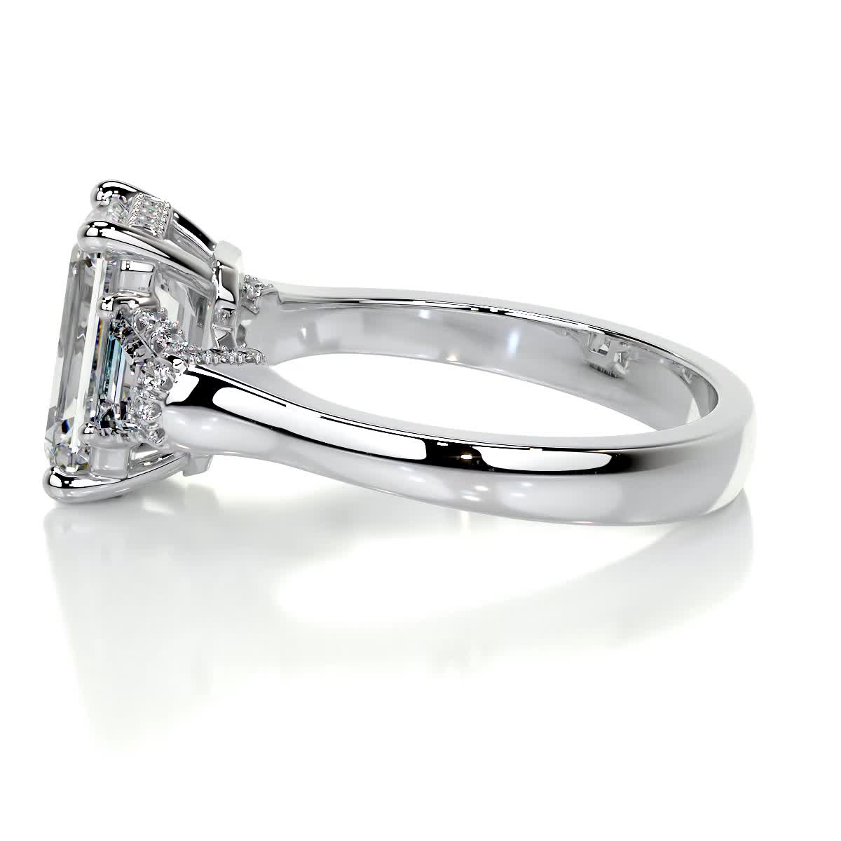 https://bestbrillianceorigin.sirv.com/VIDEOS/Engagement%20Ring/J99369EMW3/J99369EMW3.spin