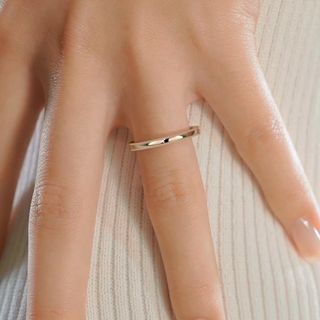 https://bestbrillianceorigin.sirv.com/VIDEOS/Engagement%20Ring/J99496YH.mp4