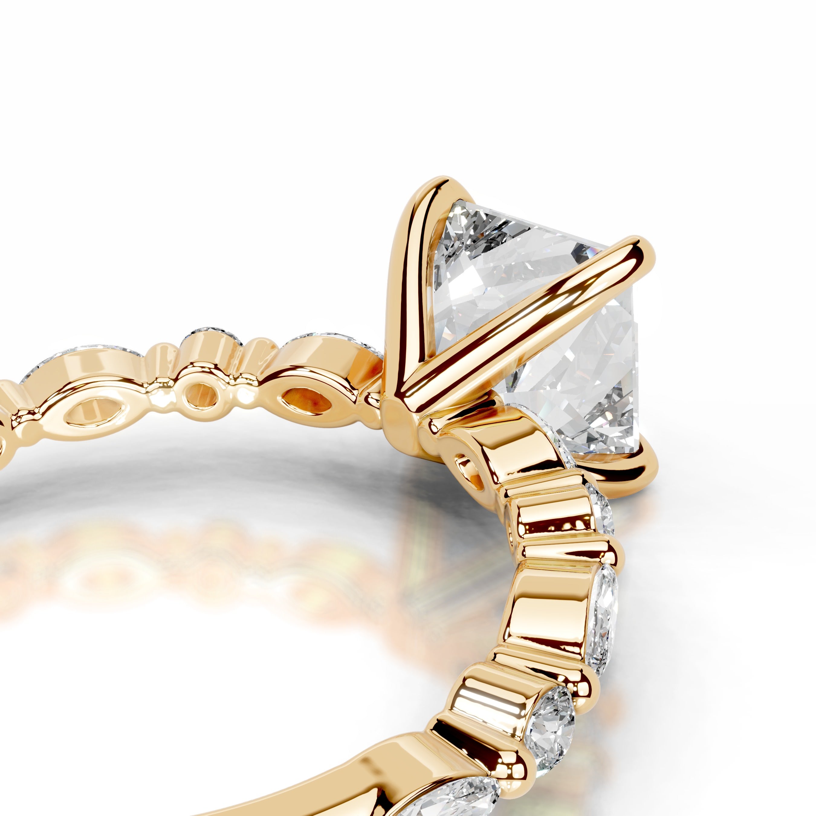 Lagertha Diamond Engagement Ring - 18K Yellow Gold