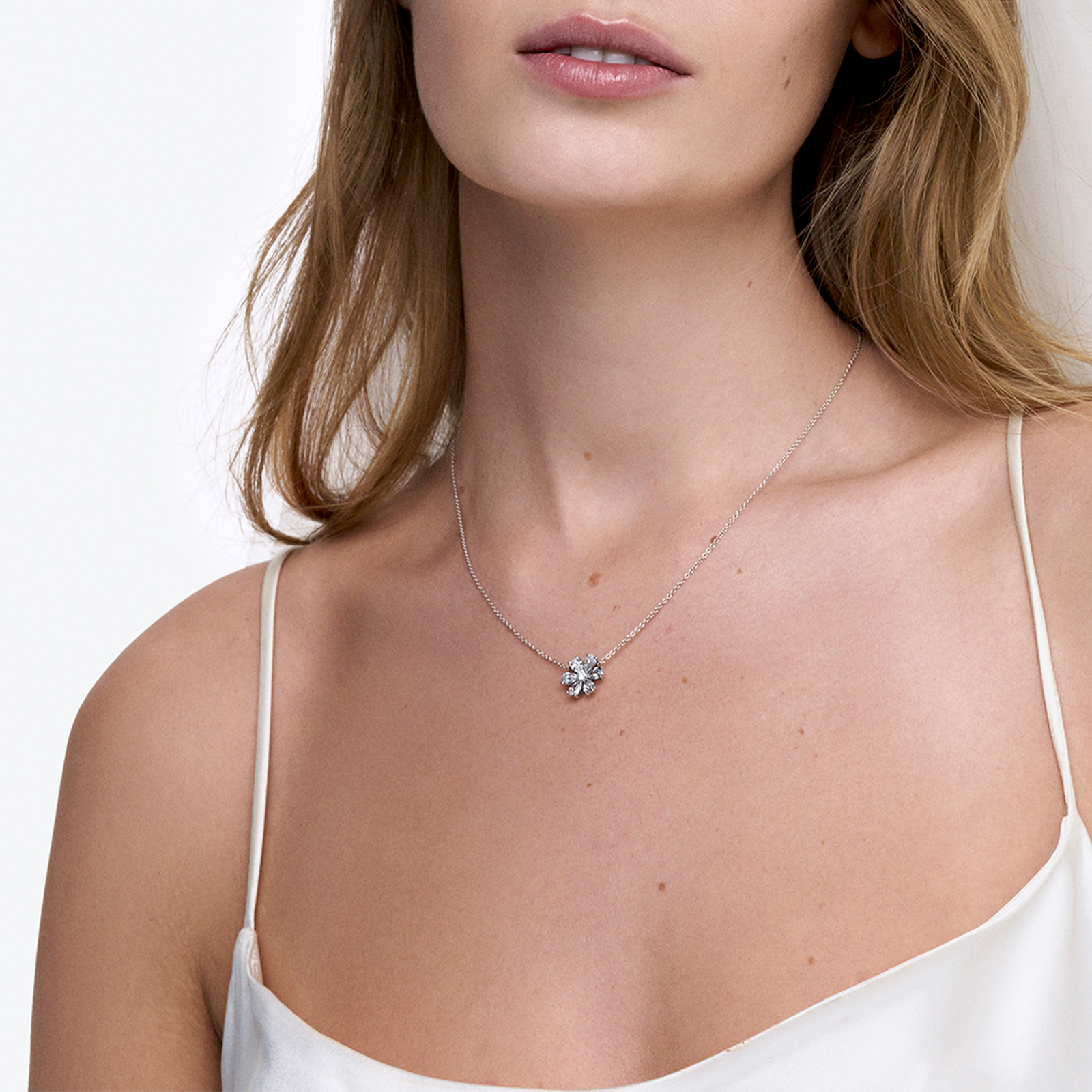 Nova Diamond Pendant   (1.70 Carat) -18K Yellow Gold