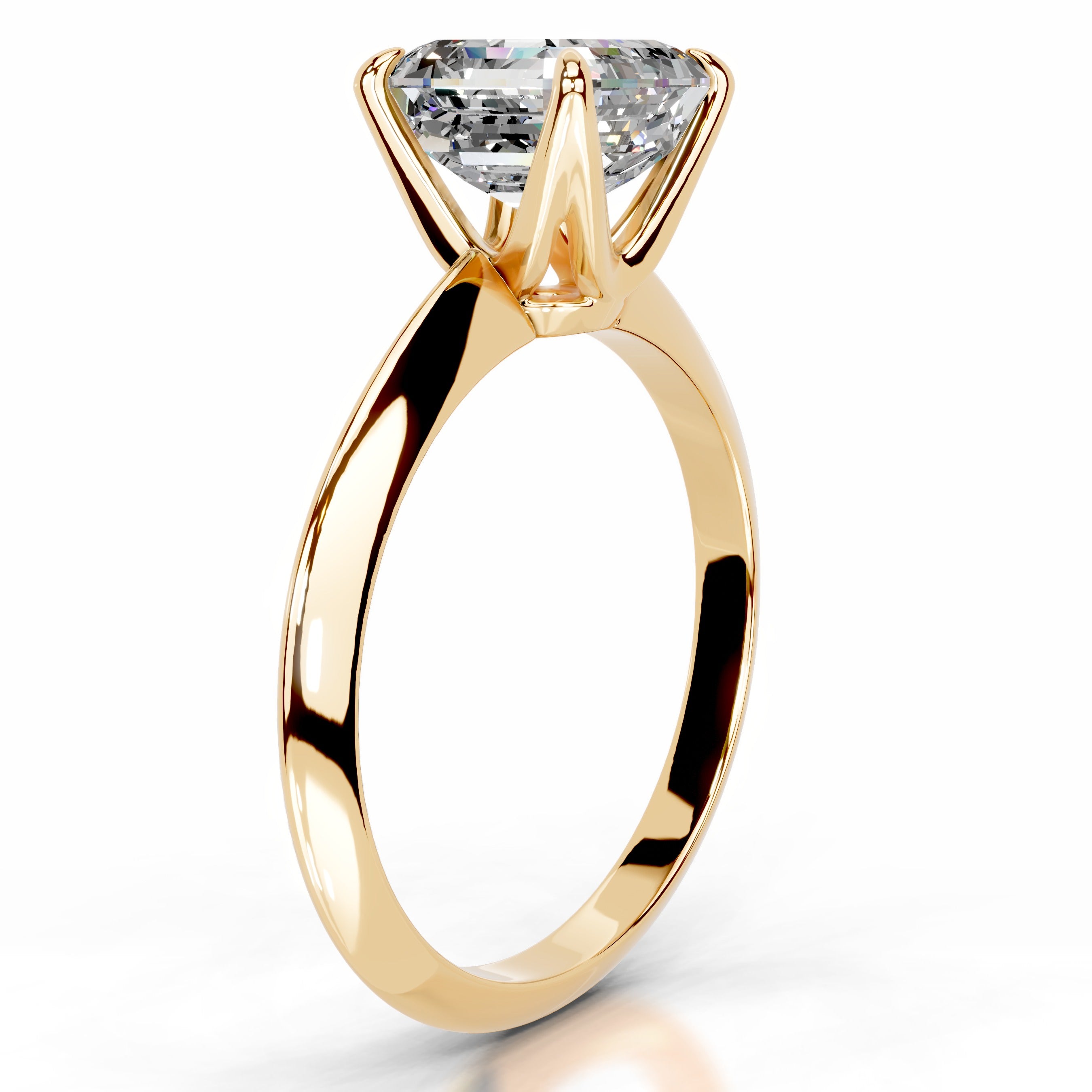 Evie Moissanite Ring - 18K Yellow Gold