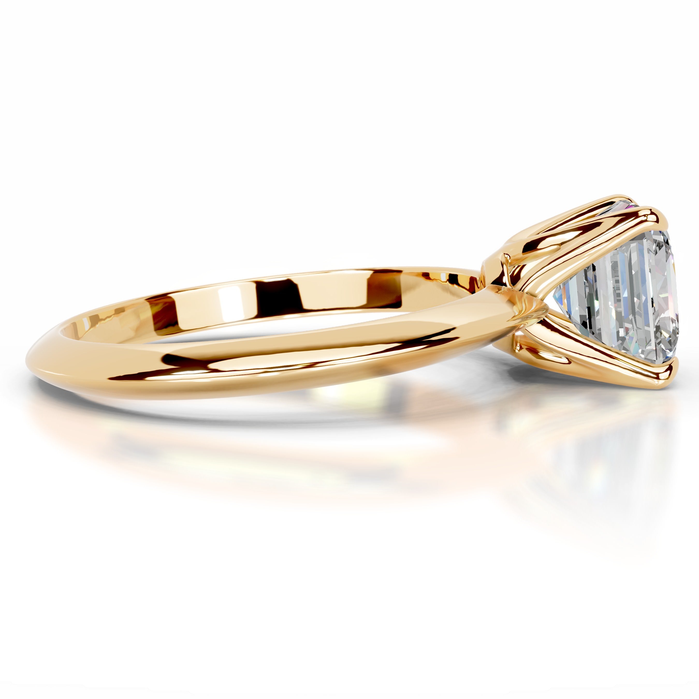 Evie Moissanite Ring - 18K Yellow Gold