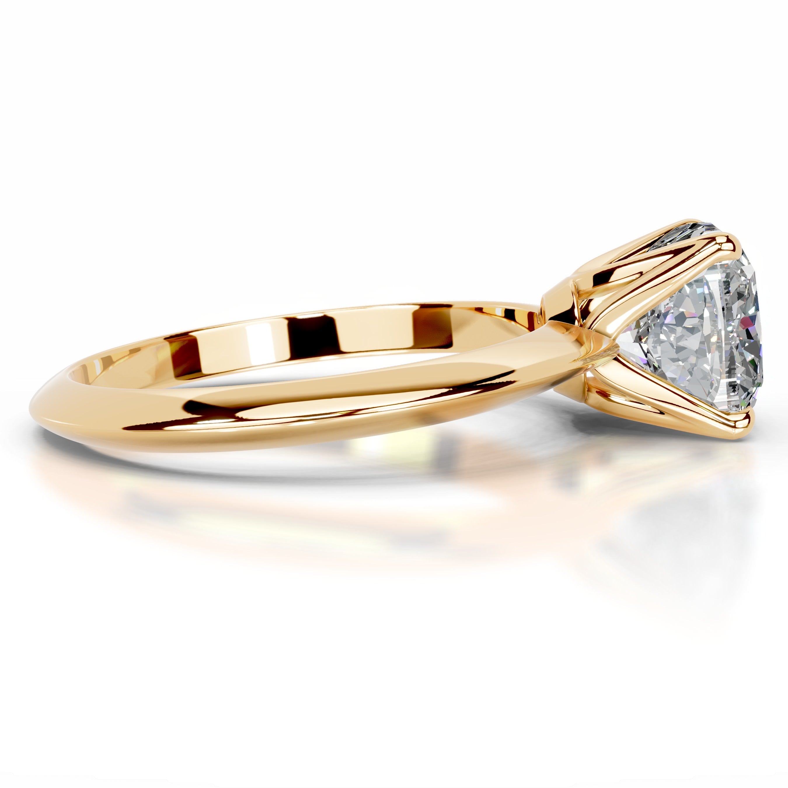 Evie Moissanite Ring - 18K Yellow Gold