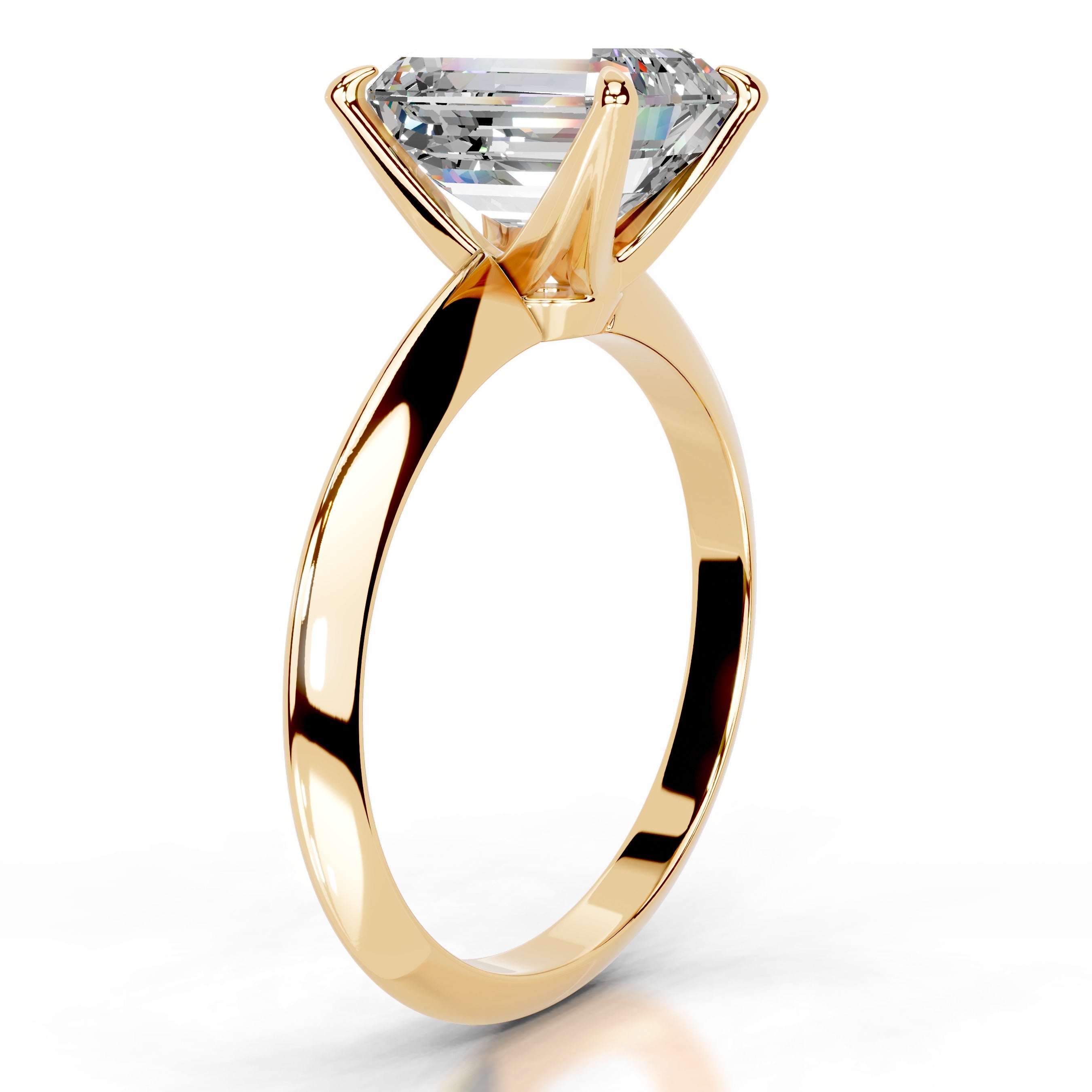 Evie Moissanite Ring - 18K Yellow Gold