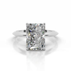 Evie Moissanite Ring - 18K White Gold