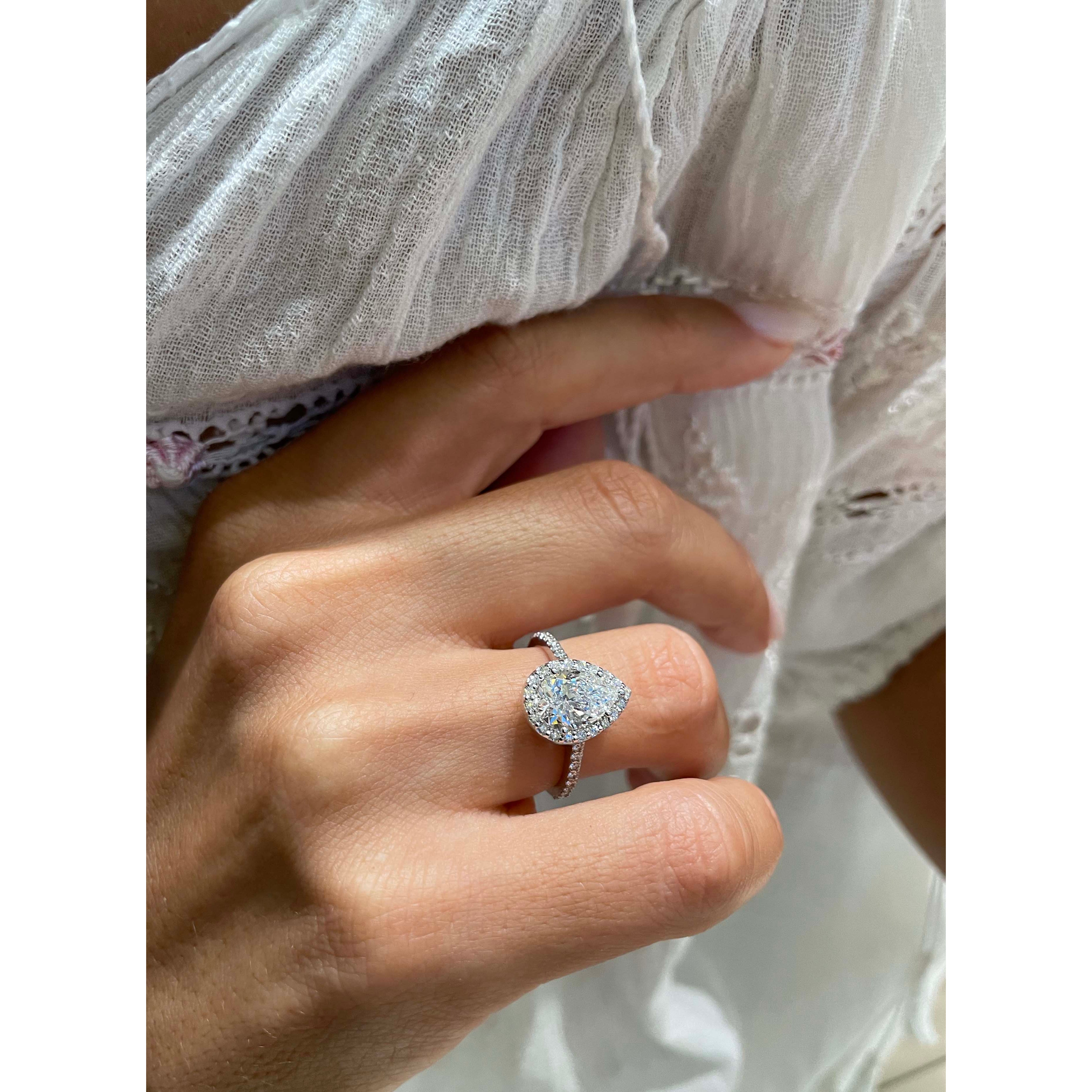 Sophia Diamond Engagement Ring   (2 Carat) -18K White Gold