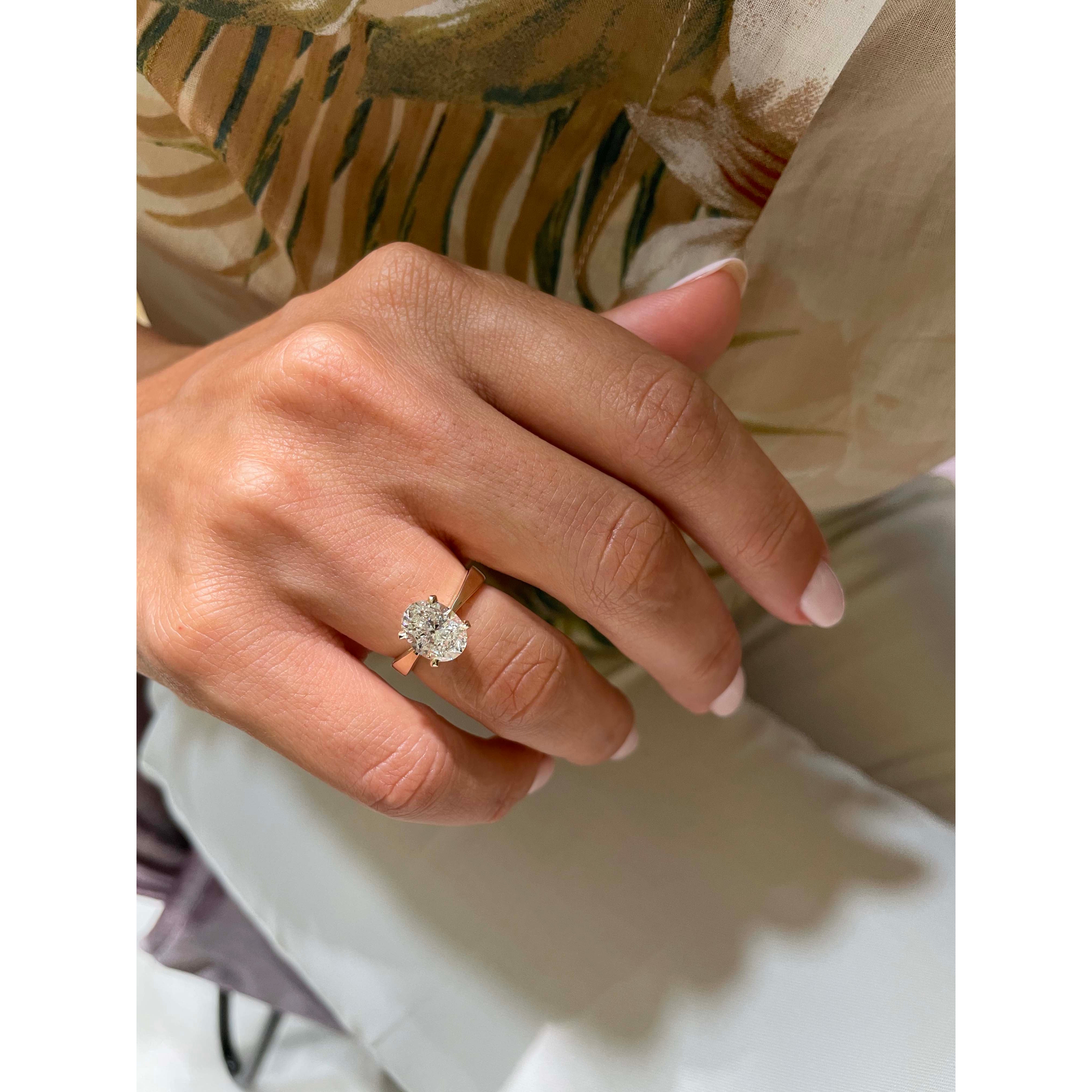 Fabulous Diana Diamond Engagement Ring -18K Yellow Gold, Solitaire