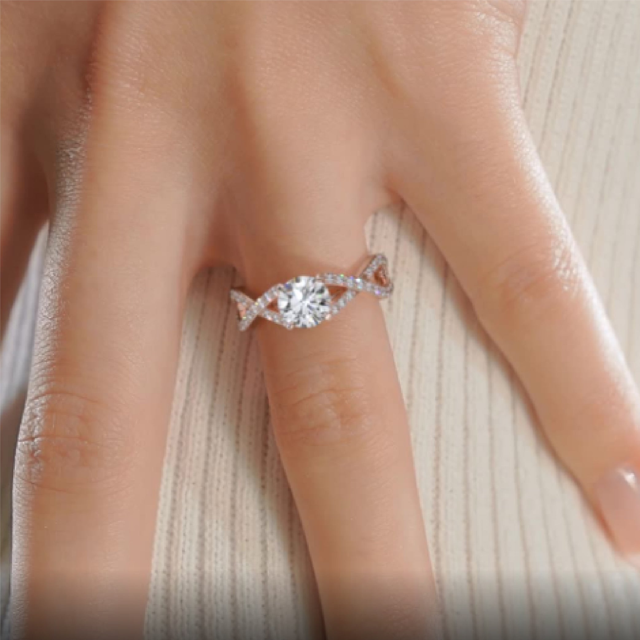 https://bestbrillianceorigin.sirv.com/VIDEOS/Engagement%20Ring/J99186RDR1H.mp4
