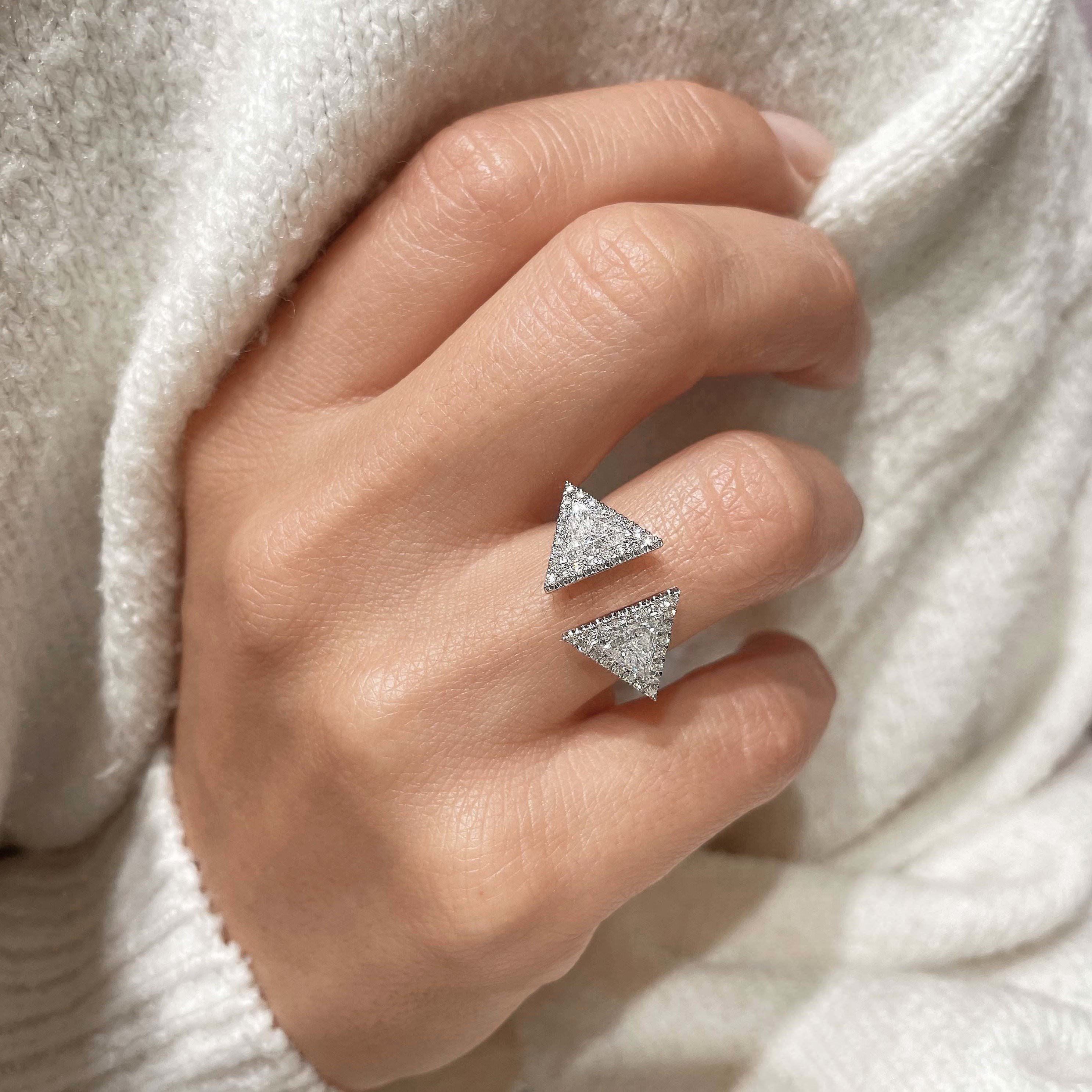 Jade Fashion Diamond Ring   (1.5 carat) -18K White Gold