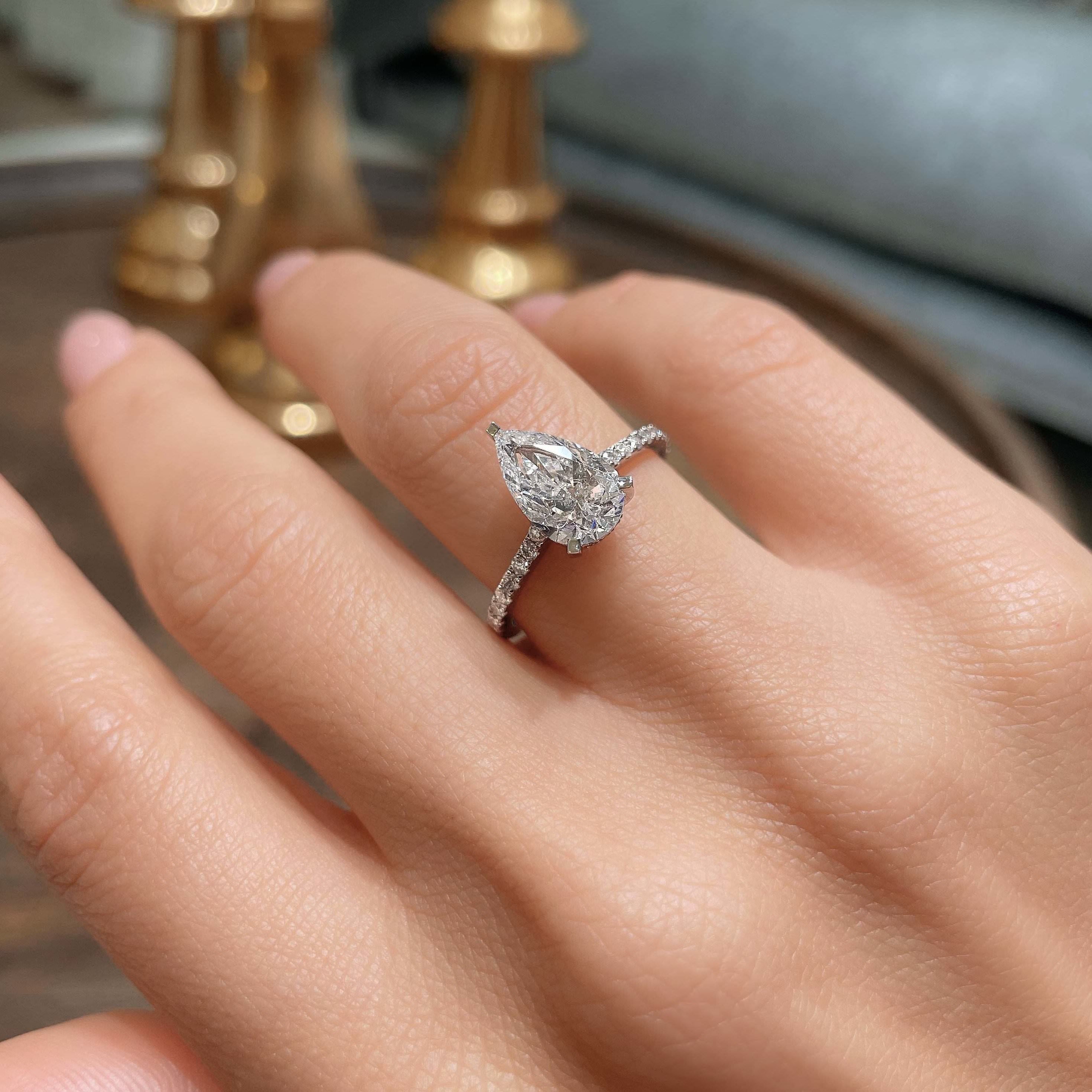 https://bestbrillianceorigin.sirv.com/VIDEOS/Engagement%20Ring/J99250PSW15_005.mp4