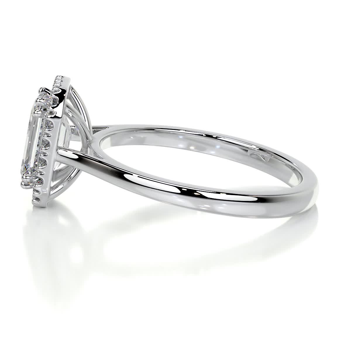 https://bestbrillianceorigin.sirv.com/VIDEOS/Engagement%20Ring/J99318EMW1/J99318EMW1.spin