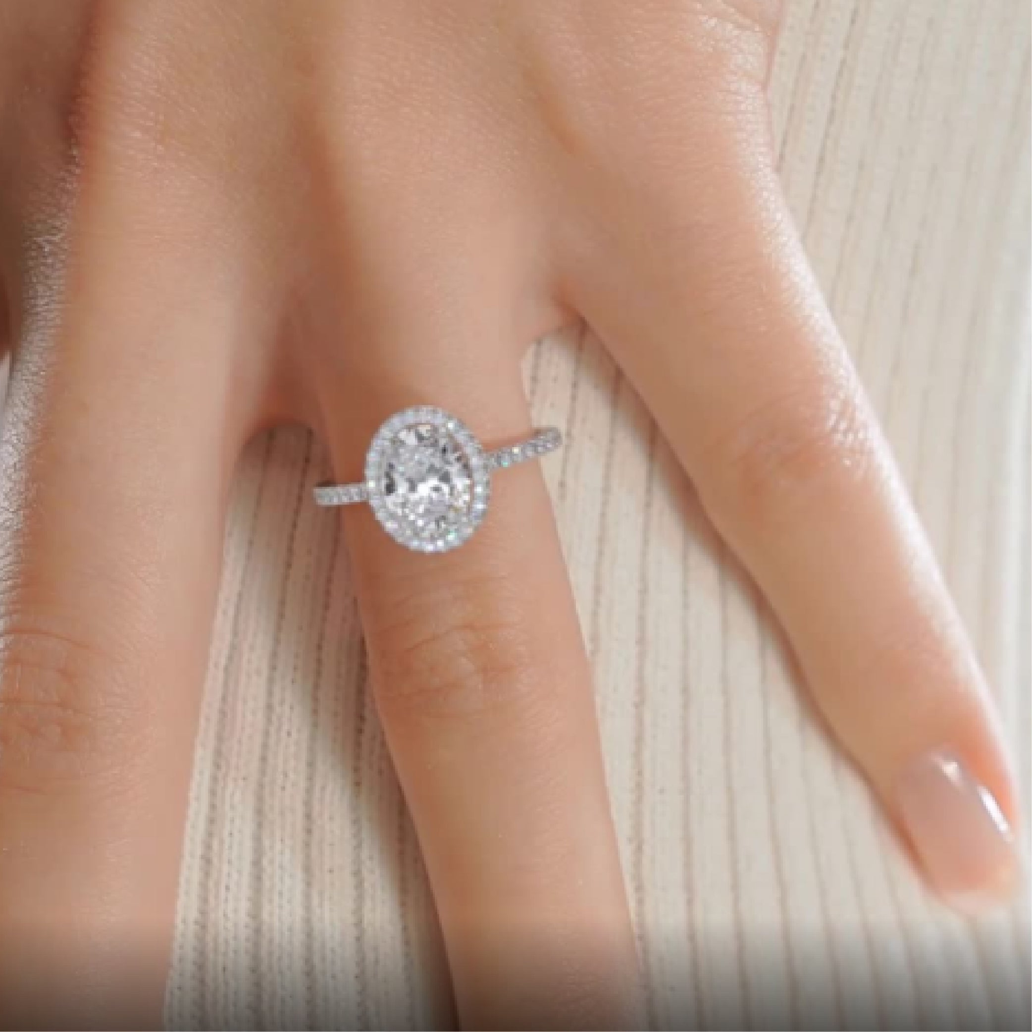 https://bestbrillianceorigin.sirv.com/VIDEOS/Engagement%20Ring/J99455OVW2H.mp4