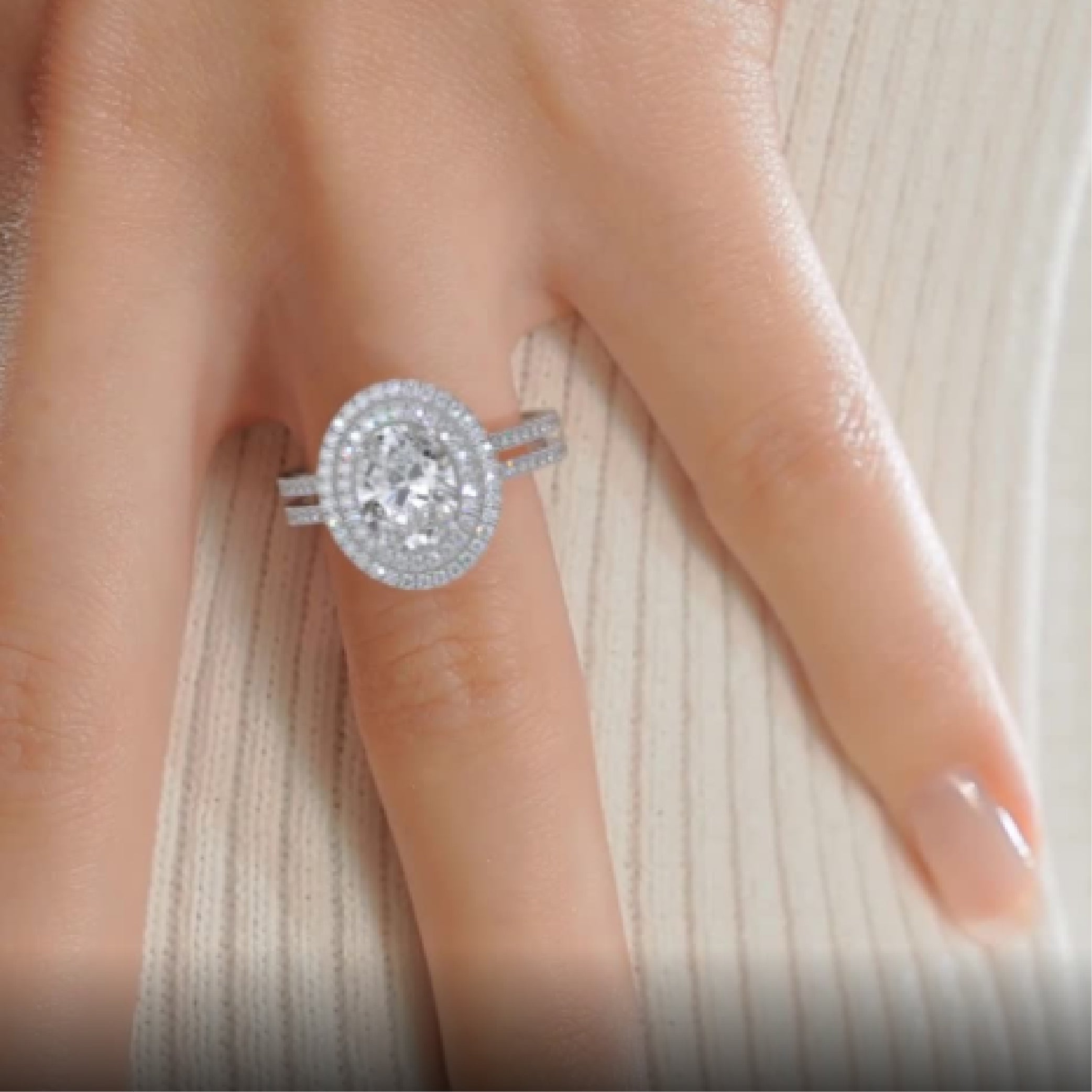 https://bestbrillianceorigin.sirv.com/VIDEOS/Engagement%20Ring/J99458OVW2H.mp4