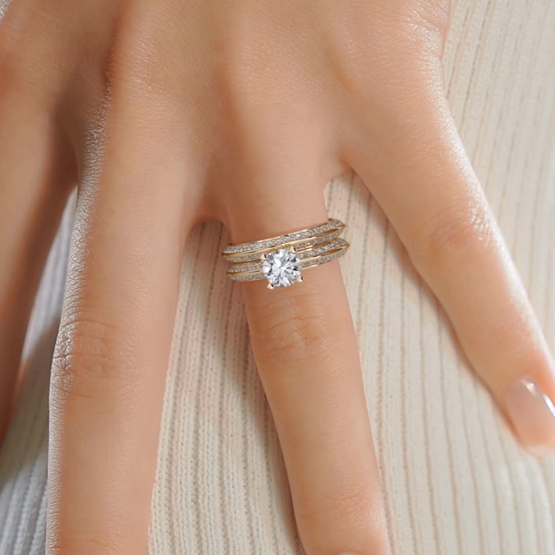 https://bestbrillianceorigin.sirv.com/VIDEOS/Engagement%20Ring/J99481RDY1H.mp4