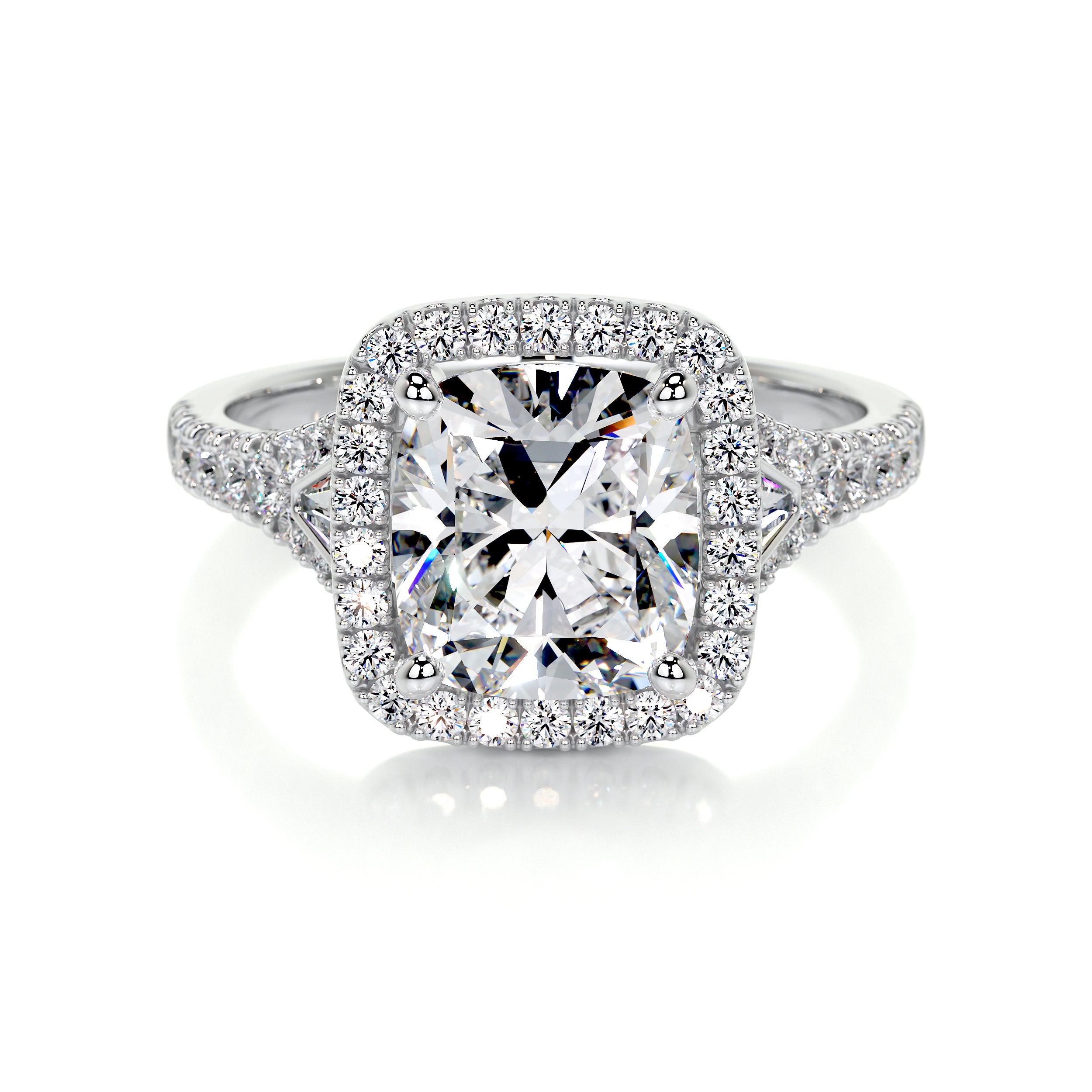 Cushion cut store lab diamond