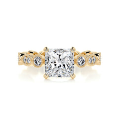 Amelia Diamond Engagement Ring -18K Yellow Gold
